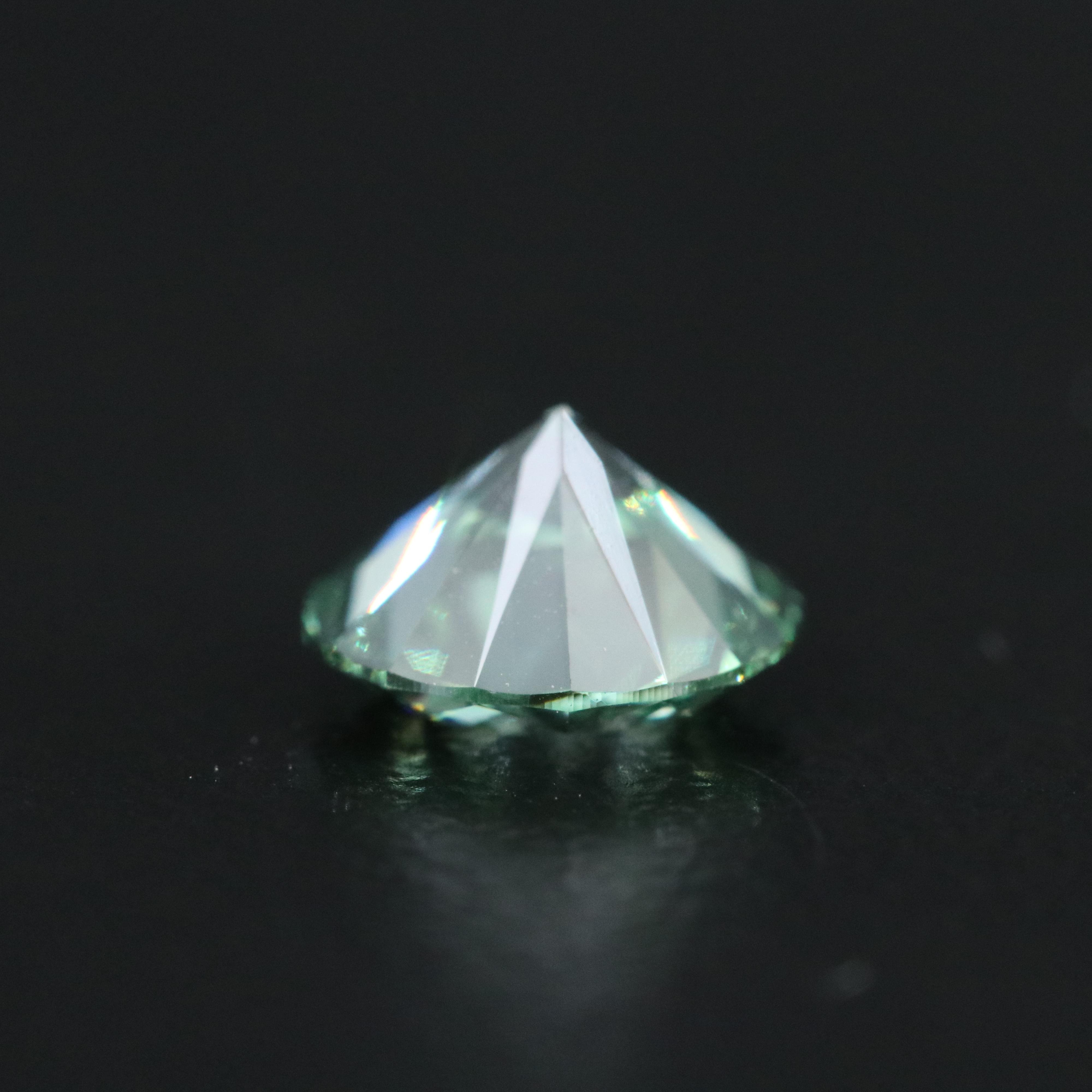 Loose 1.07 CT Lab Grown Fancy Green Diamond