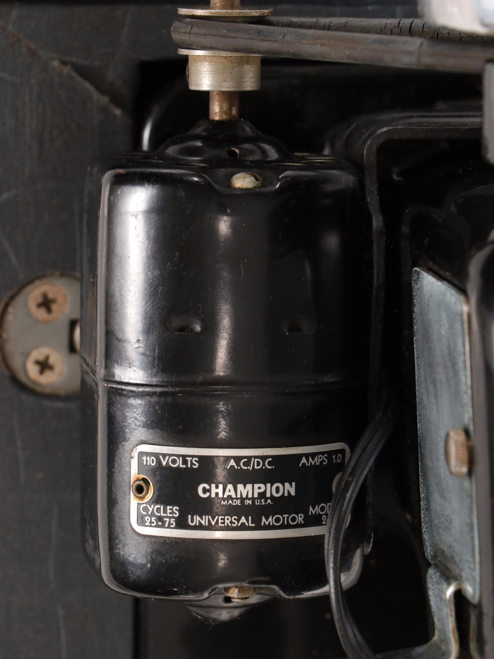 American Home Deluxe Zig-Zag Portable Electric Sewing Machine, Mid-20th Century