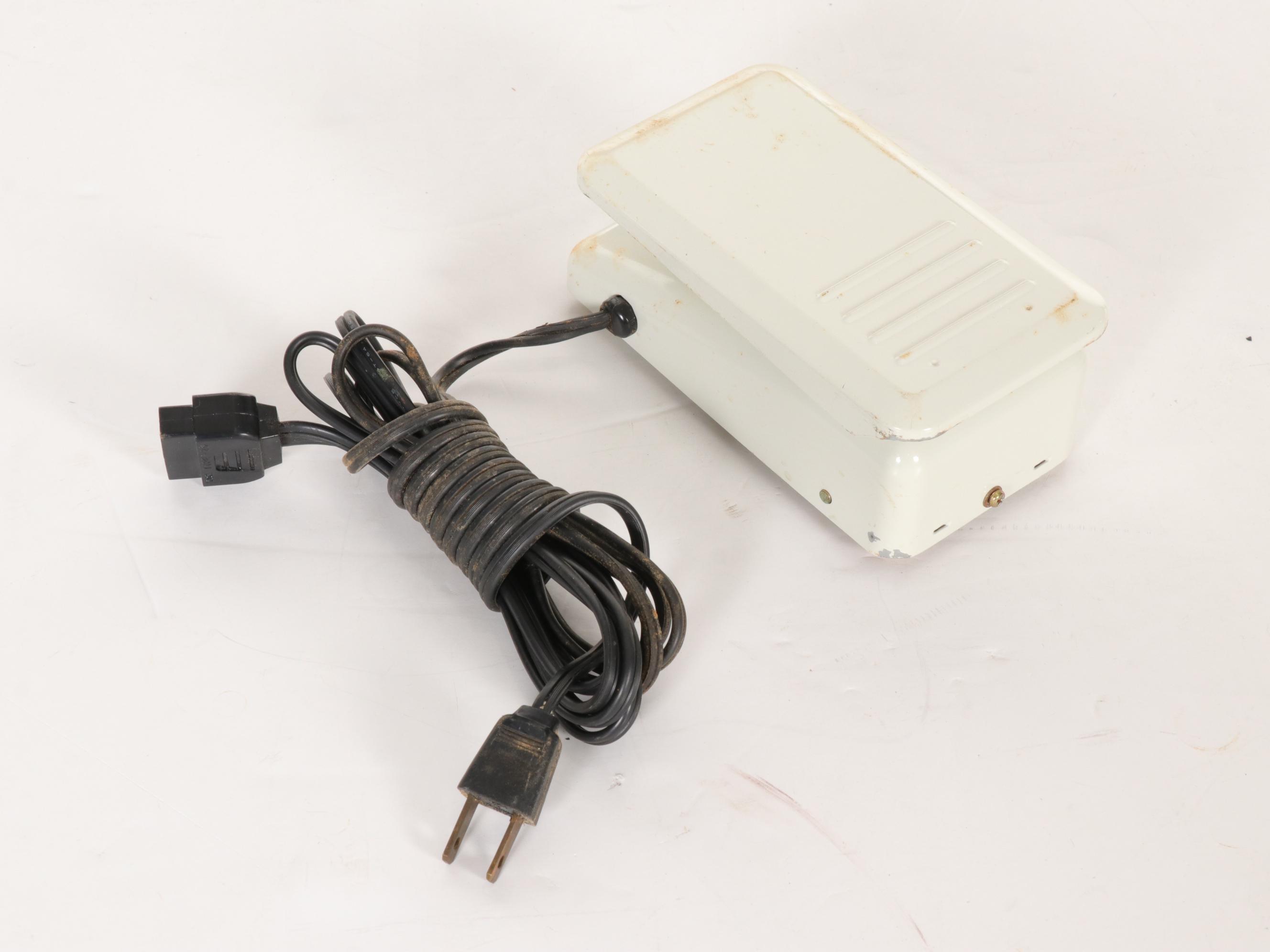 Koyo Model 1000 Portable Electric Sewing Machine, Late 20th Century