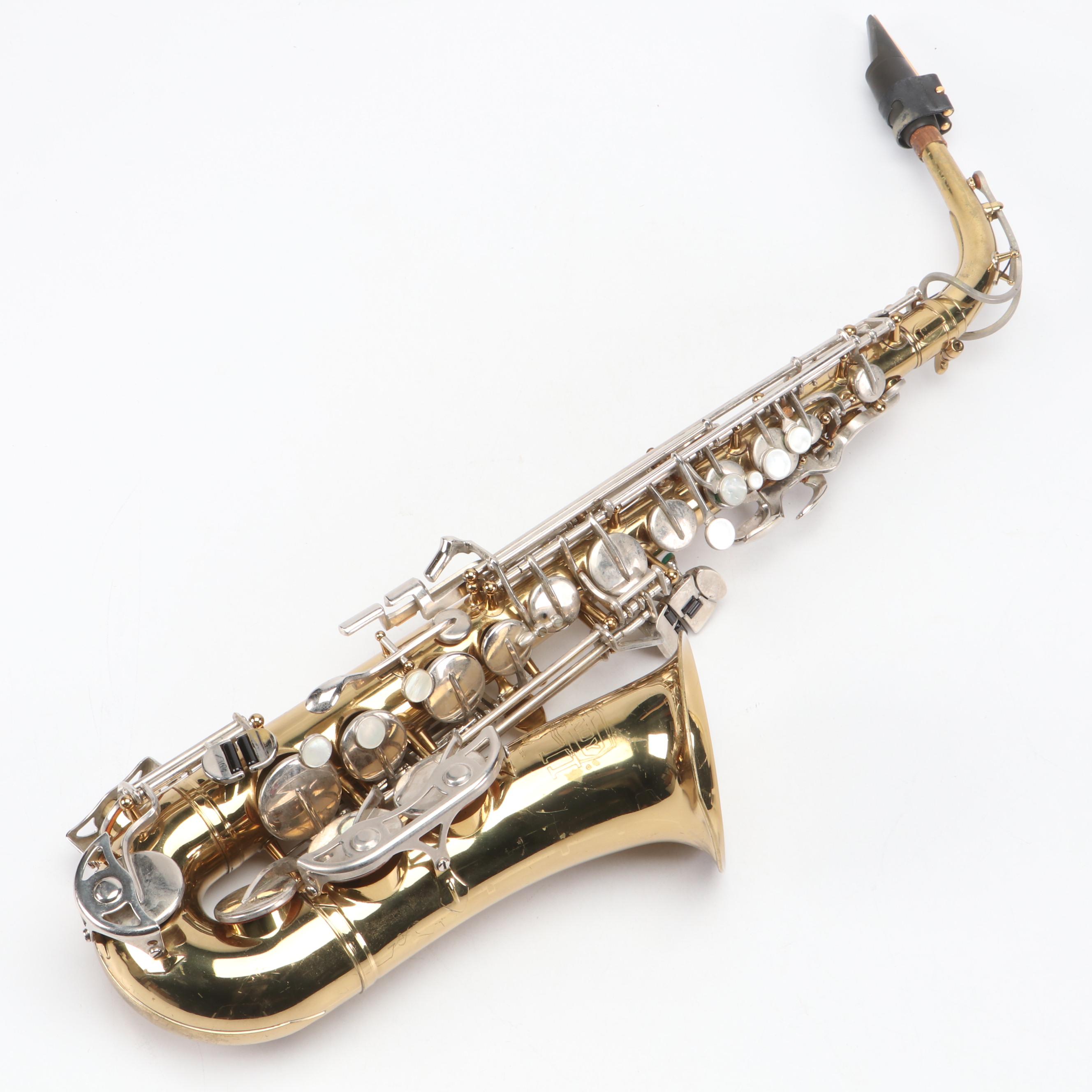 Selmer Bundy II Brass Alto Saxophone with Plastic Case