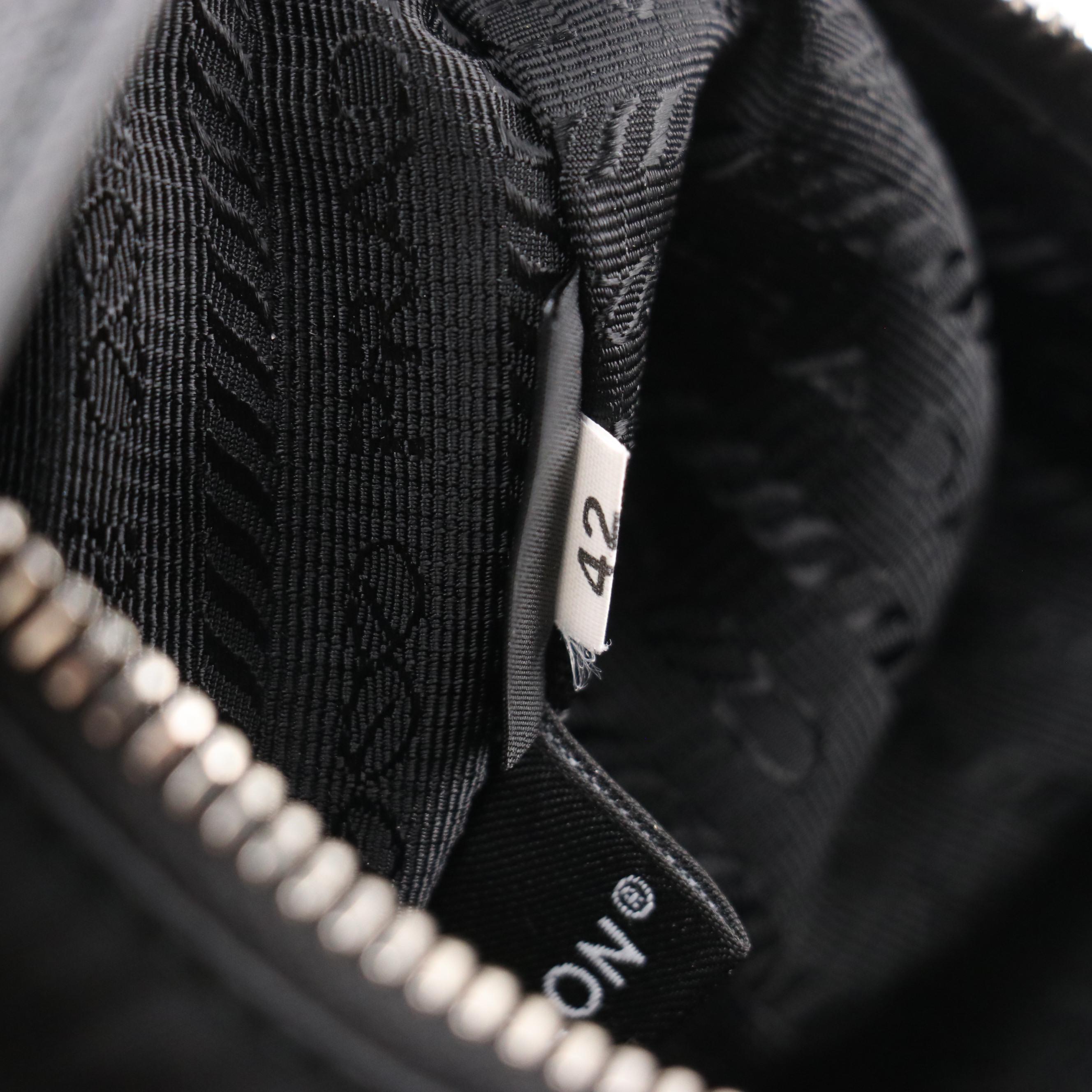 Prada Re-Edition 2005 Shoulder Bag in Re-Nylon with Saffiano Leather Trim