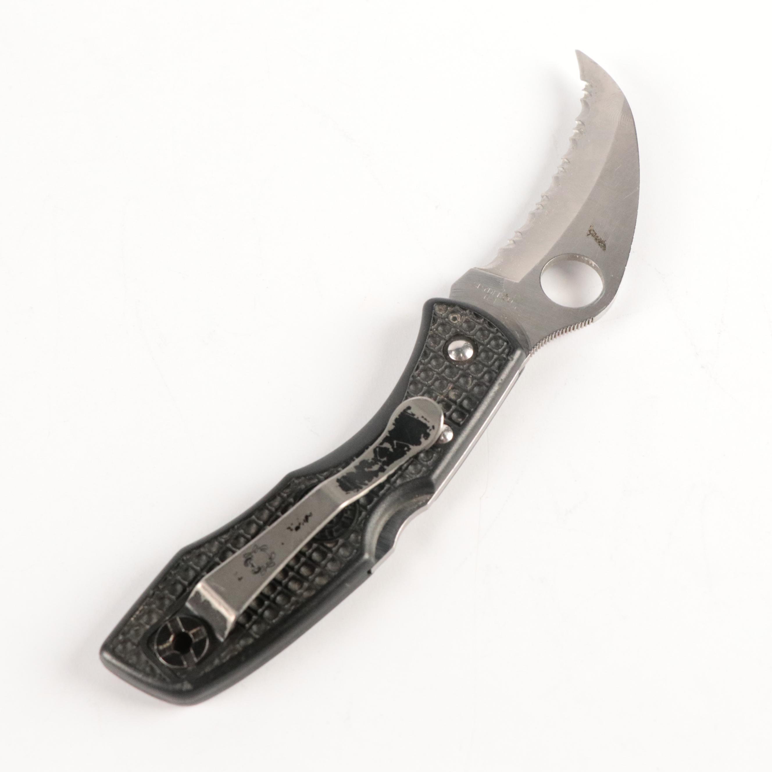 Emergency Survival Kit Incl. Rain Tarp, Twine, Knife, Fire Starter & Flashlight