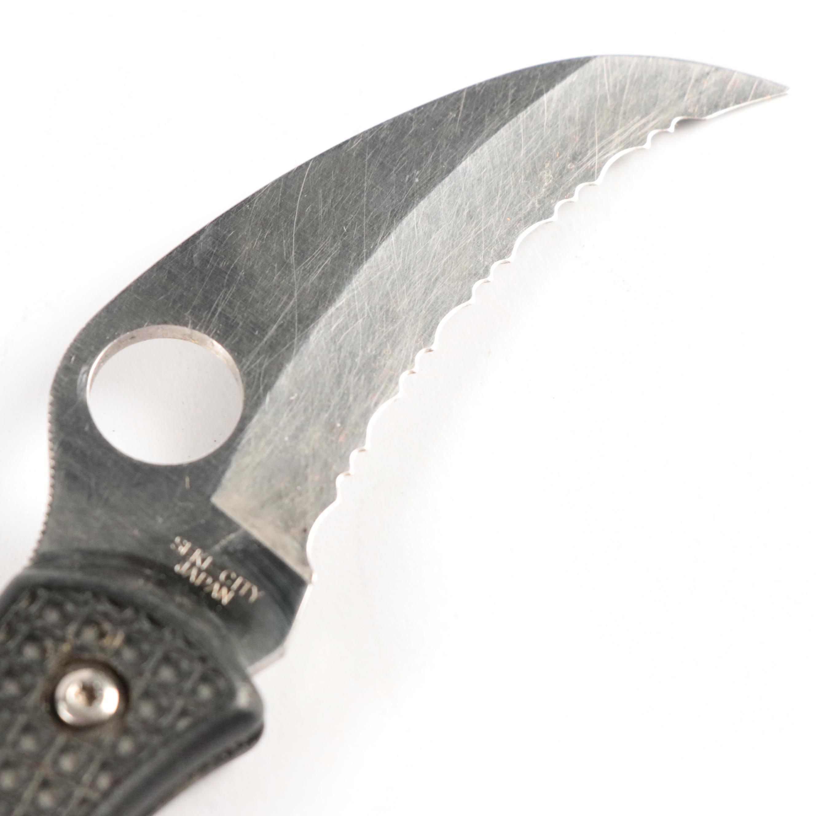 Emergency Survival Kit Incl. Rain Tarp, Twine, Knife, Fire Starter & Flashlight