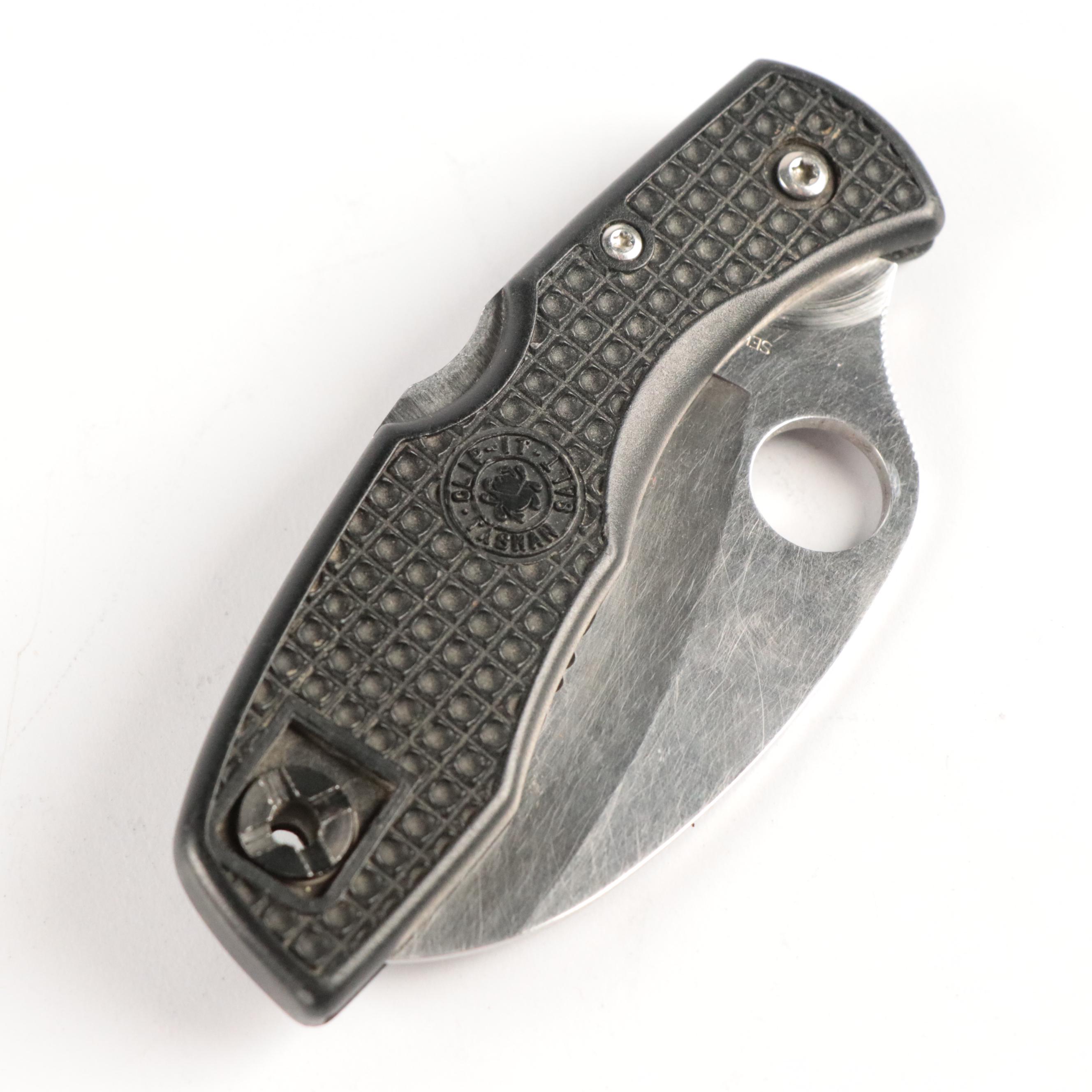 Emergency Survival Kit Incl. Rain Tarp, Twine, Knife, Fire Starter & Flashlight