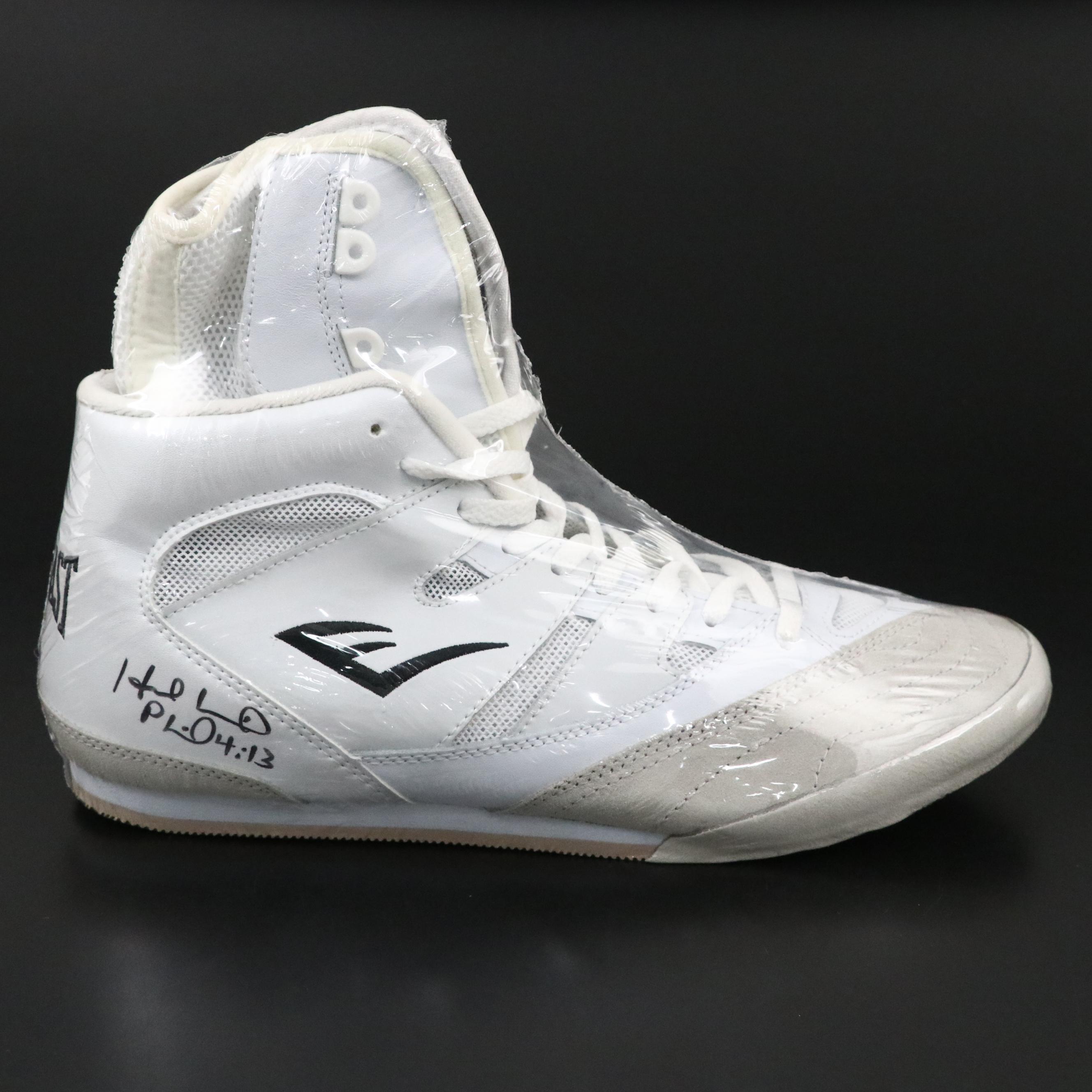 Evander Holyfield Signed Everlast Boxing Shoe, PSA