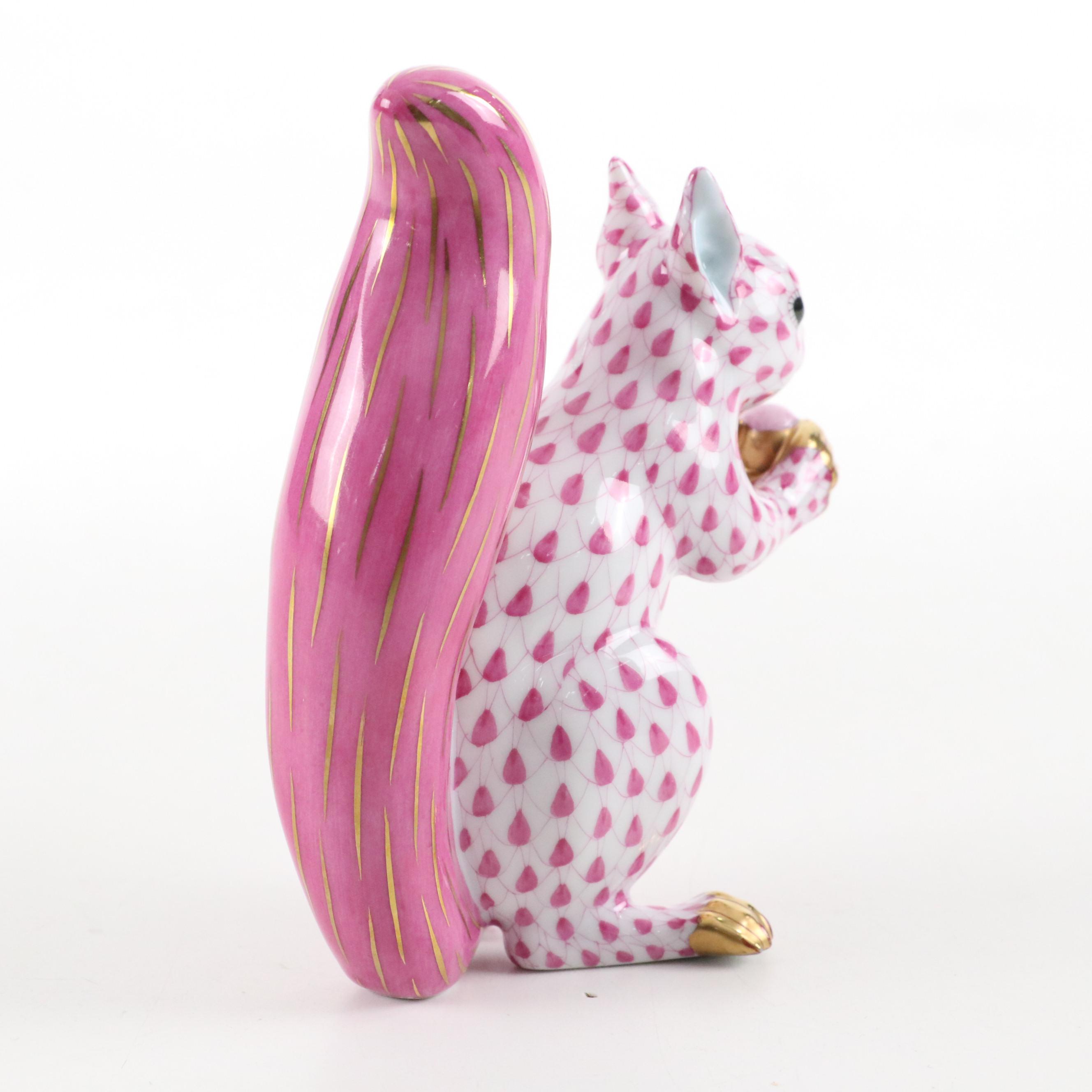 Herend Raspberry Fishnet with Gold "Squirrel" Porcelain Figurine, 1994
