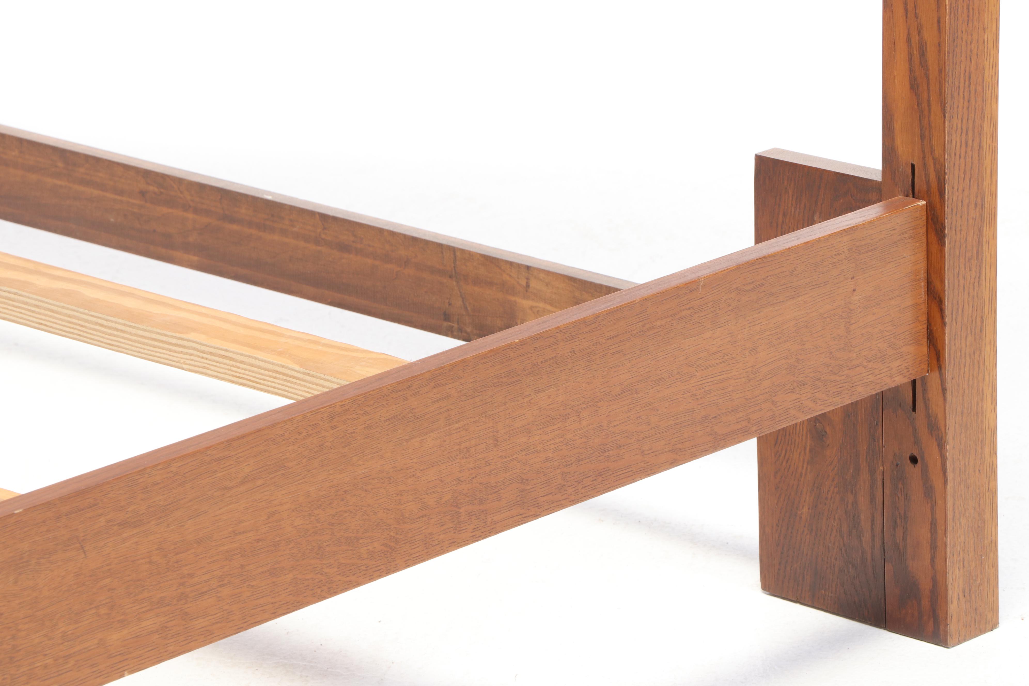 Craftsman Style Oak Queen Size Bed Frame