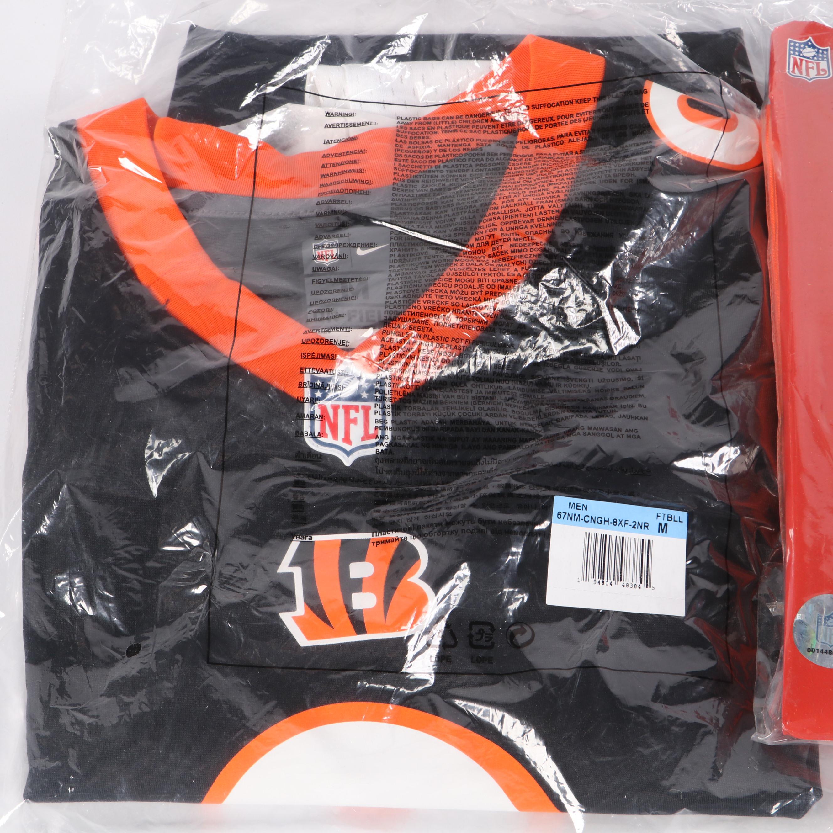 Cincinnati Bengals Football Cards with Flags and Joe Burrow Jersey