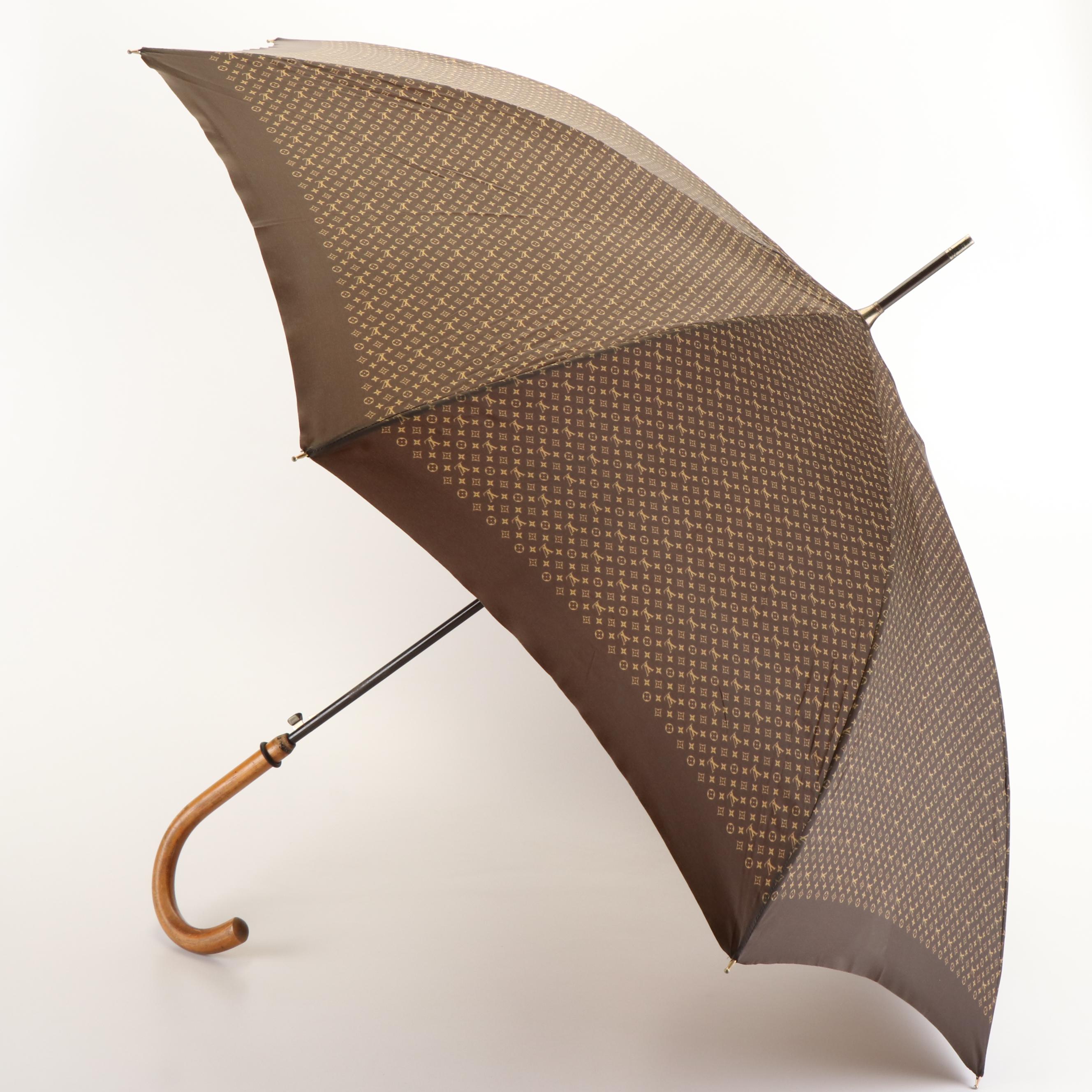Louis Vuitton Giboulees Umbrella in Brown Monogram Nylon