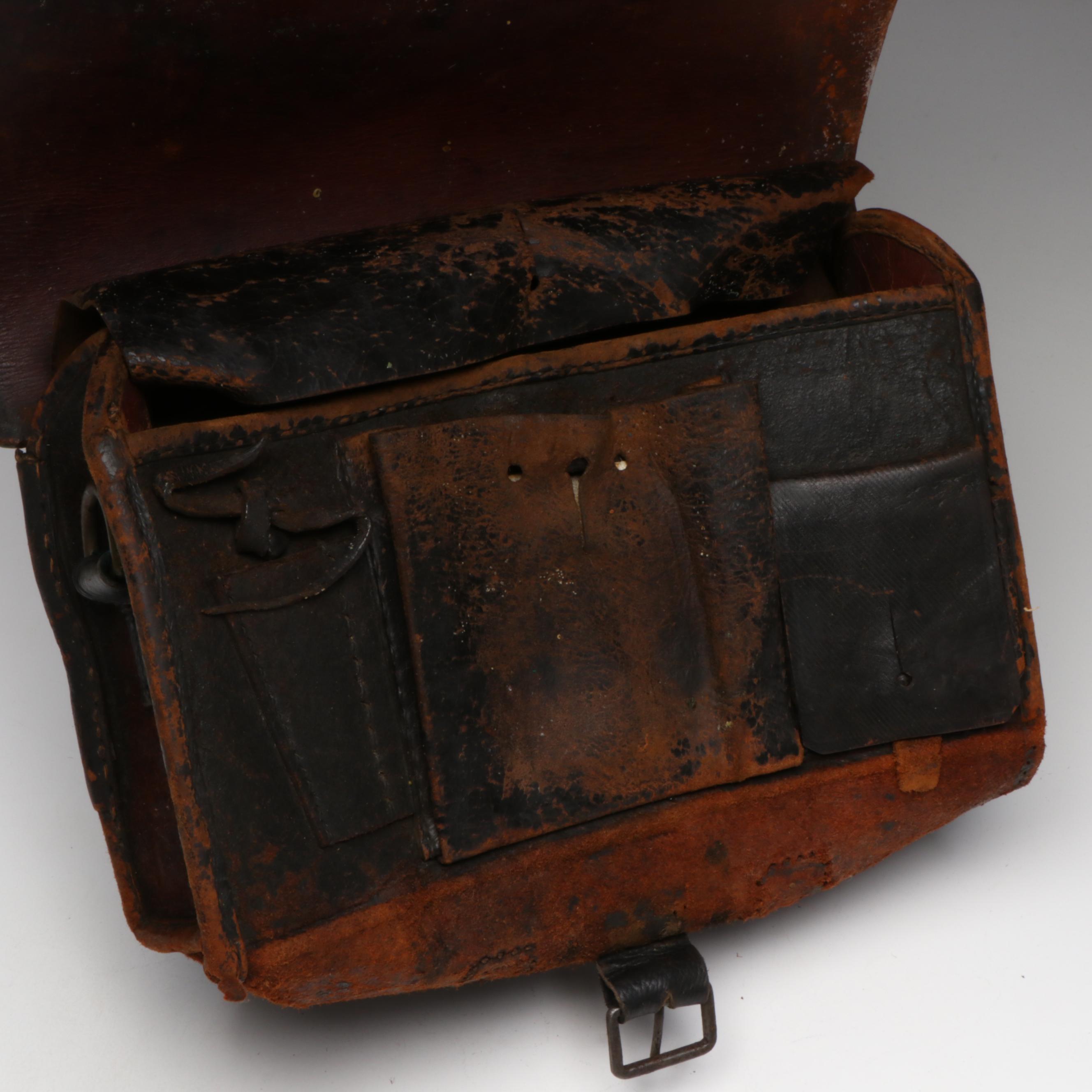 U.S. Military Antebellum Leather Cavalry Carbine Cartridge Box, Mid-19th Century