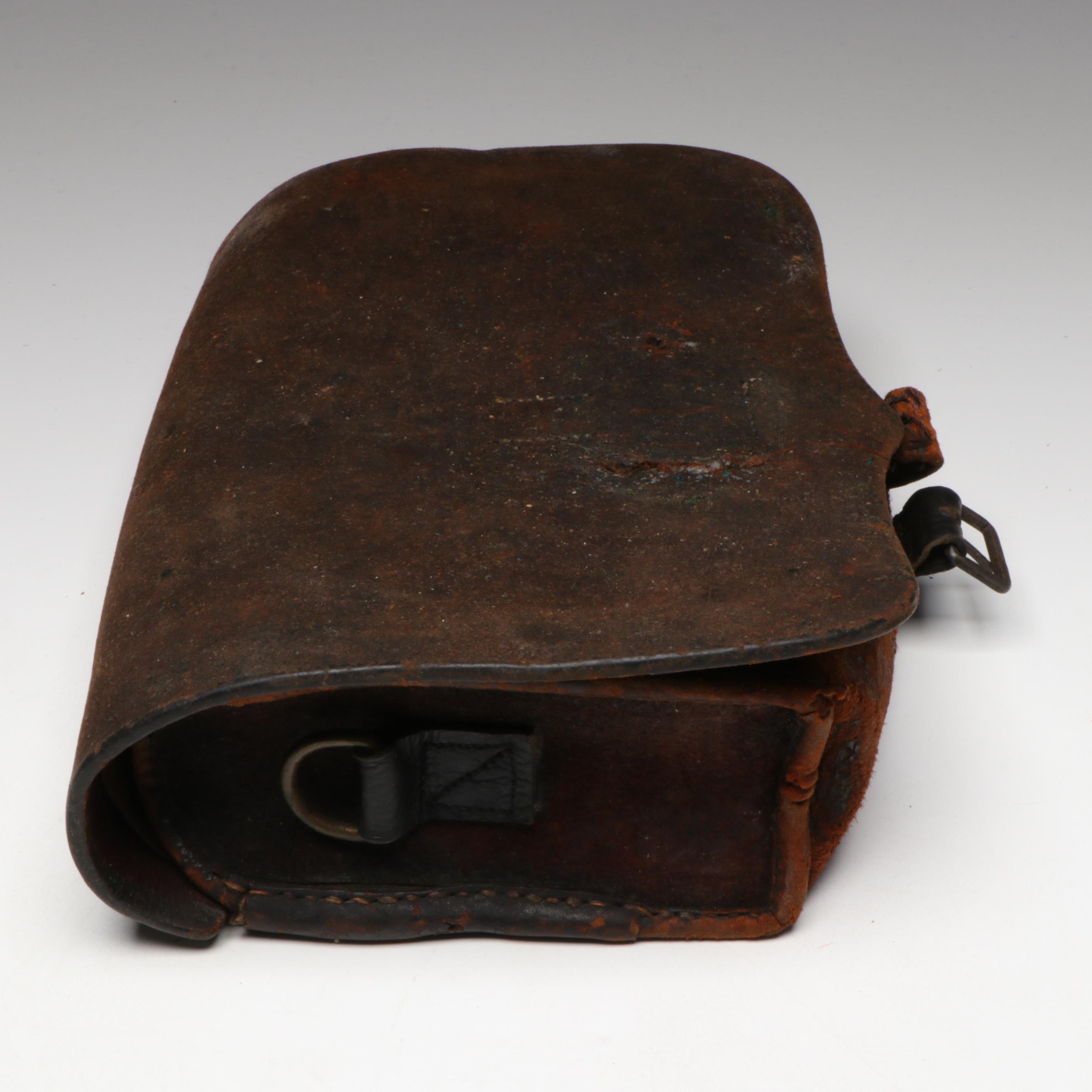 U.S. Military Antebellum Leather Cavalry Carbine Cartridge Box, Mid-19th Century