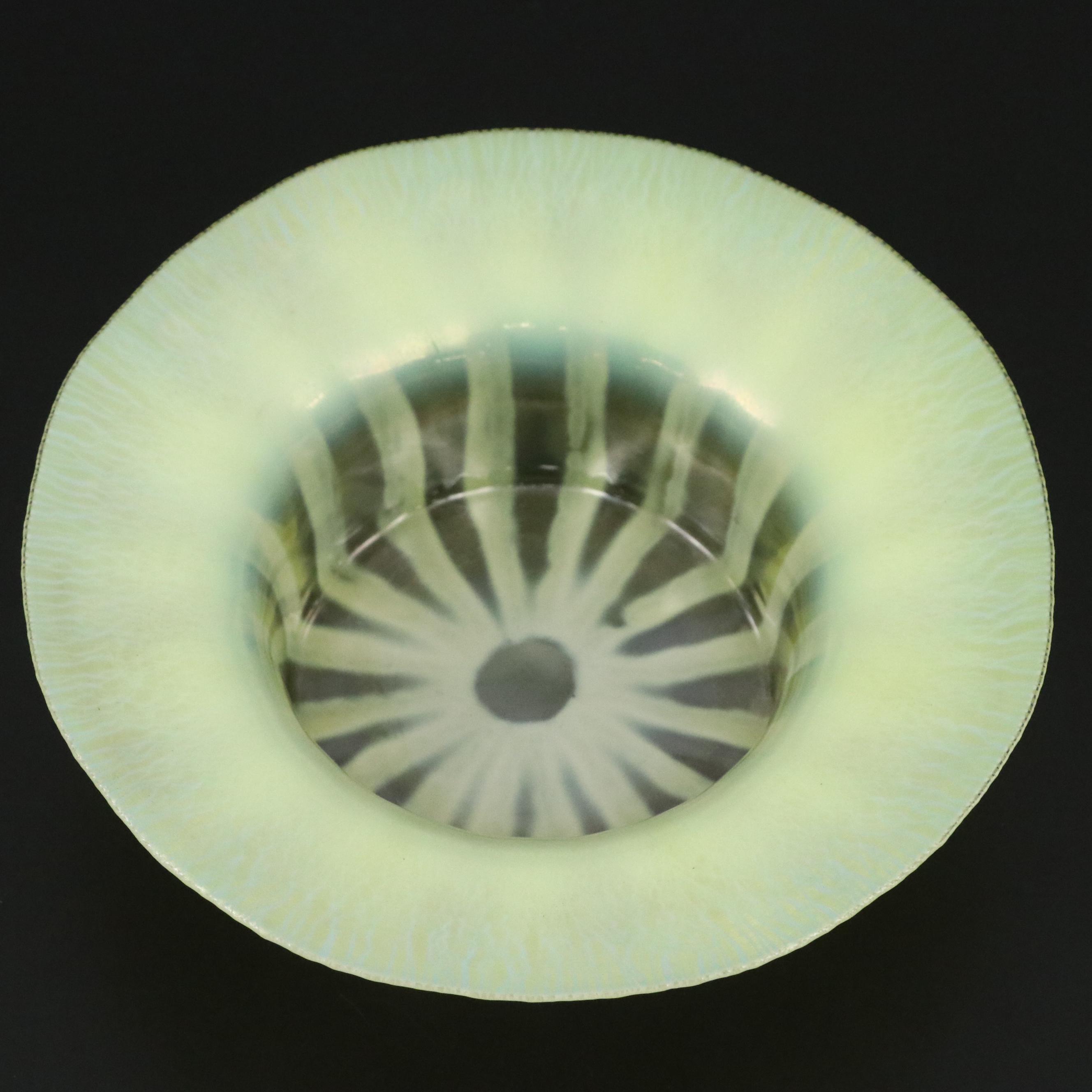 Louis Comfort Tiffany Favrile Opalescent Art Glass Bowl, Early 20th Century