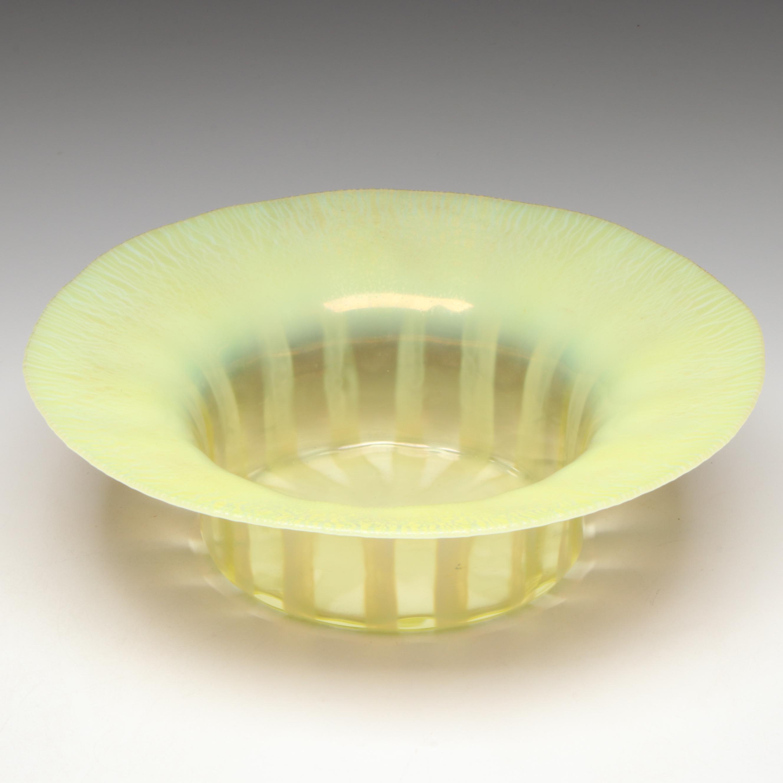Louis Comfort Tiffany Favrile Opalescent Art Glass Bowl, Early 20th Century
