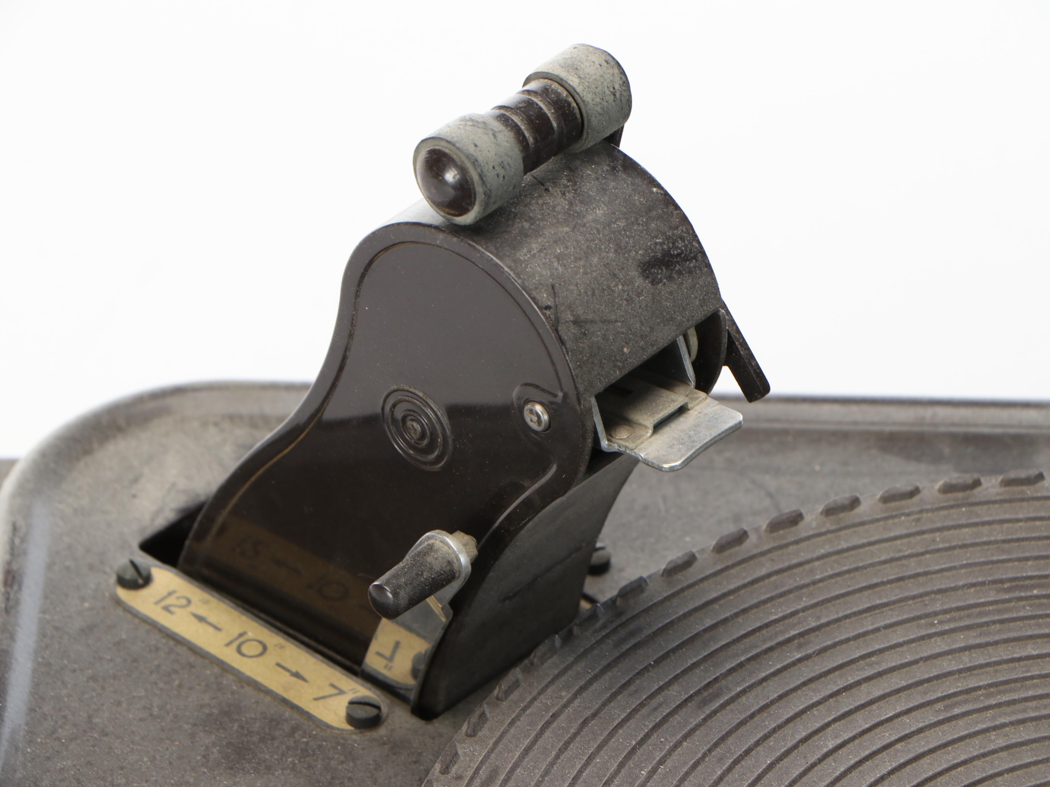 Garrard RC88 4-Speed Turntable with Heathkit WA-P2 Preamplifier