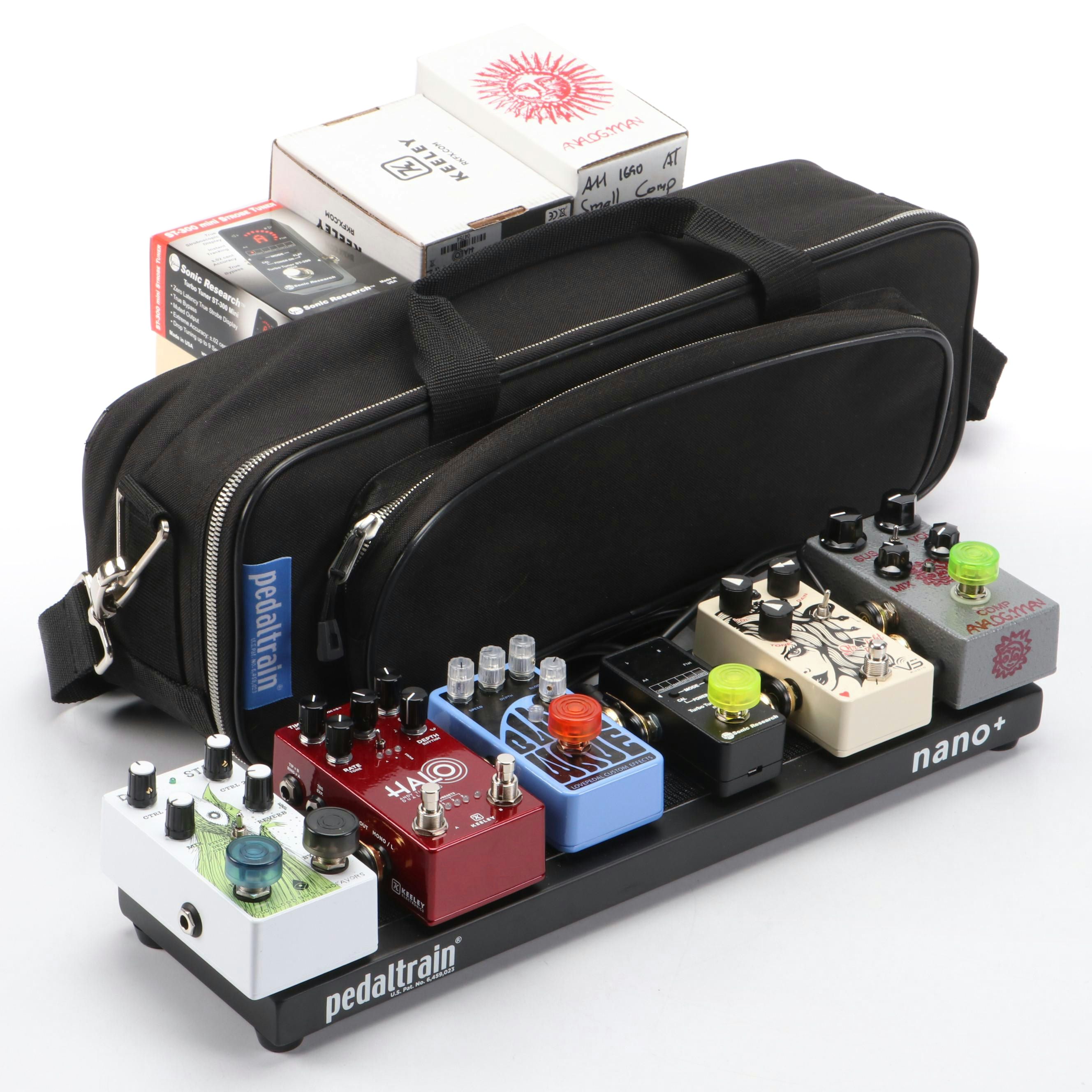 Pedaltrain Pedalboard and Soft Case with Six Mounted Effects Pedals