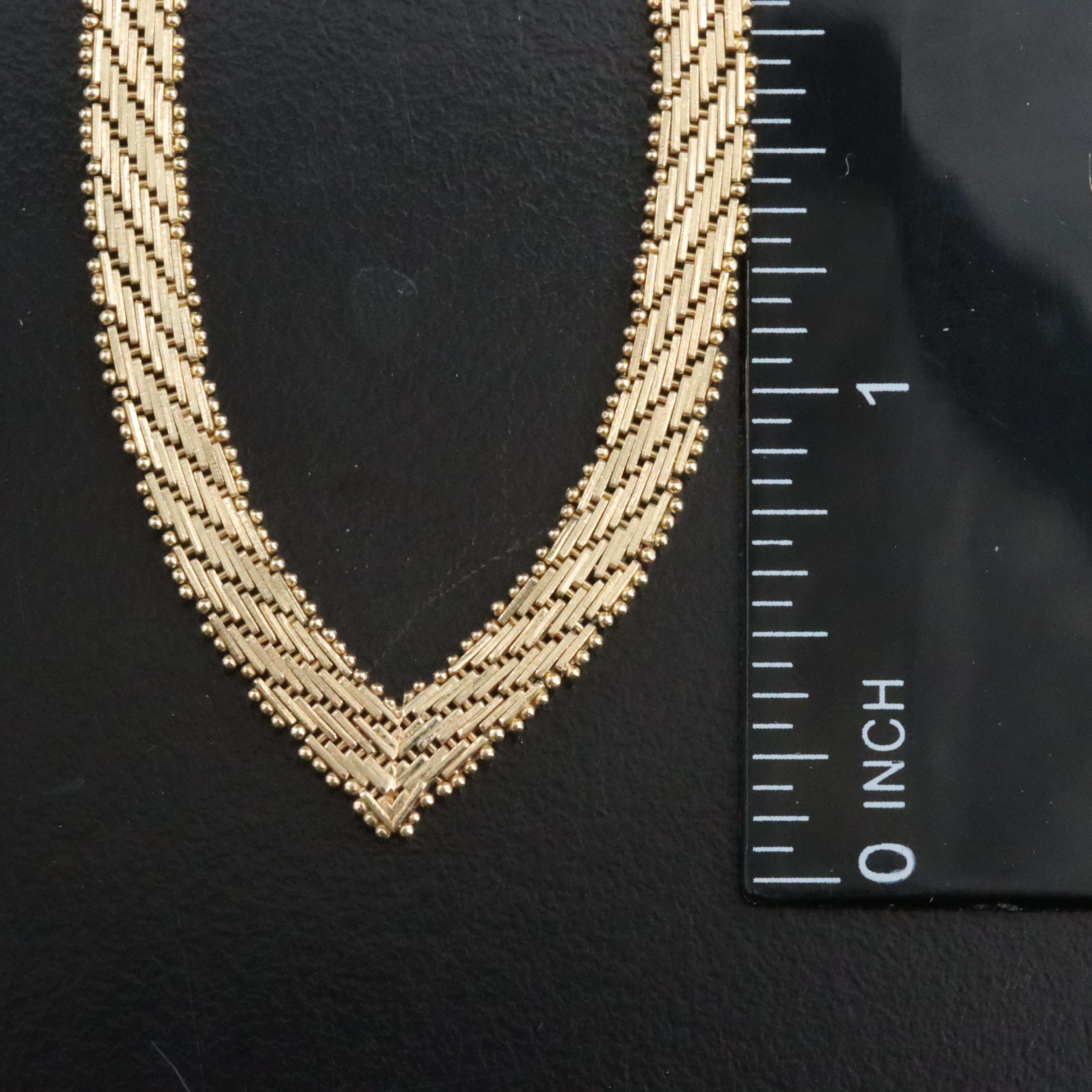 14K Riccio Chain Chevron Necklace