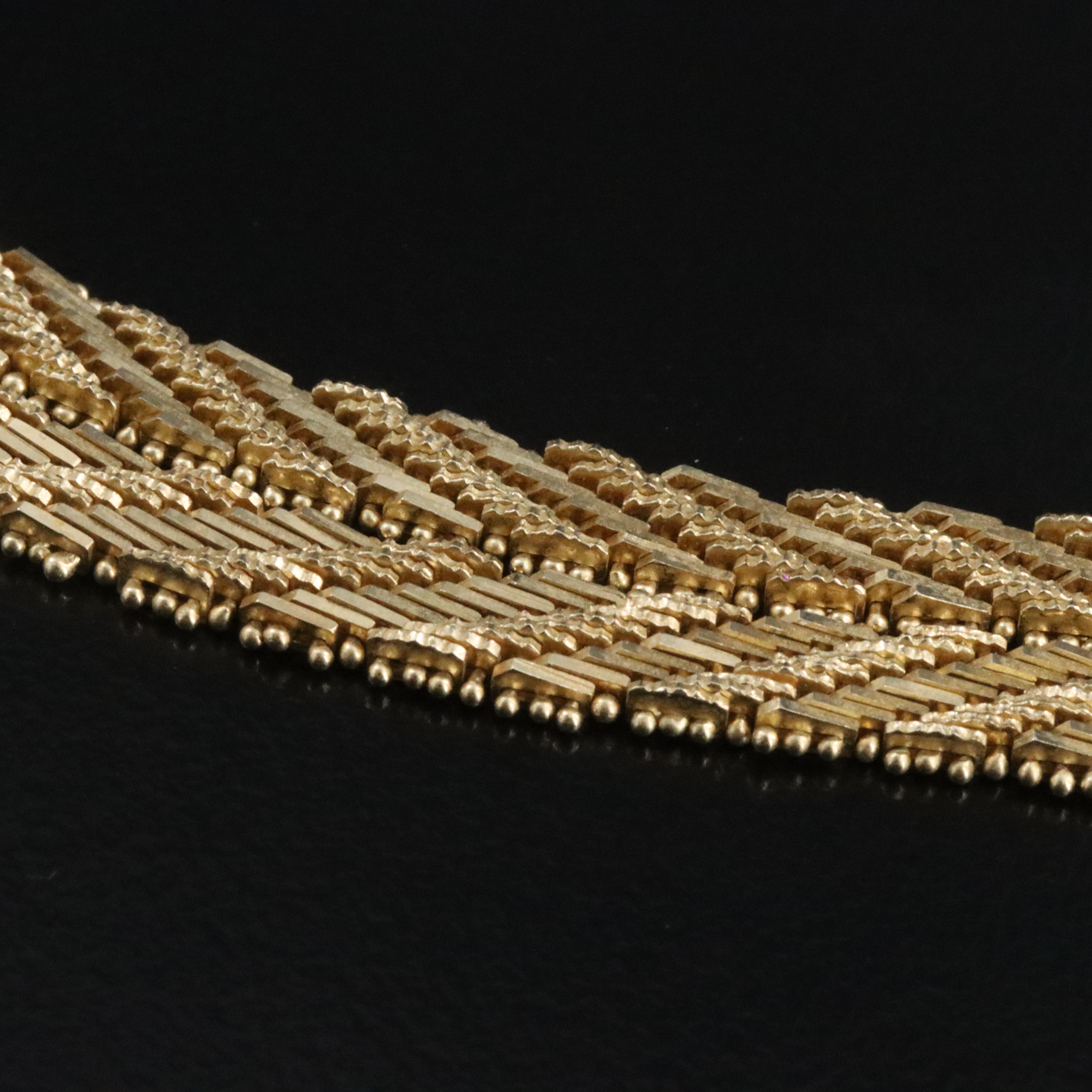 14K Riccio Chain Chevron Necklace