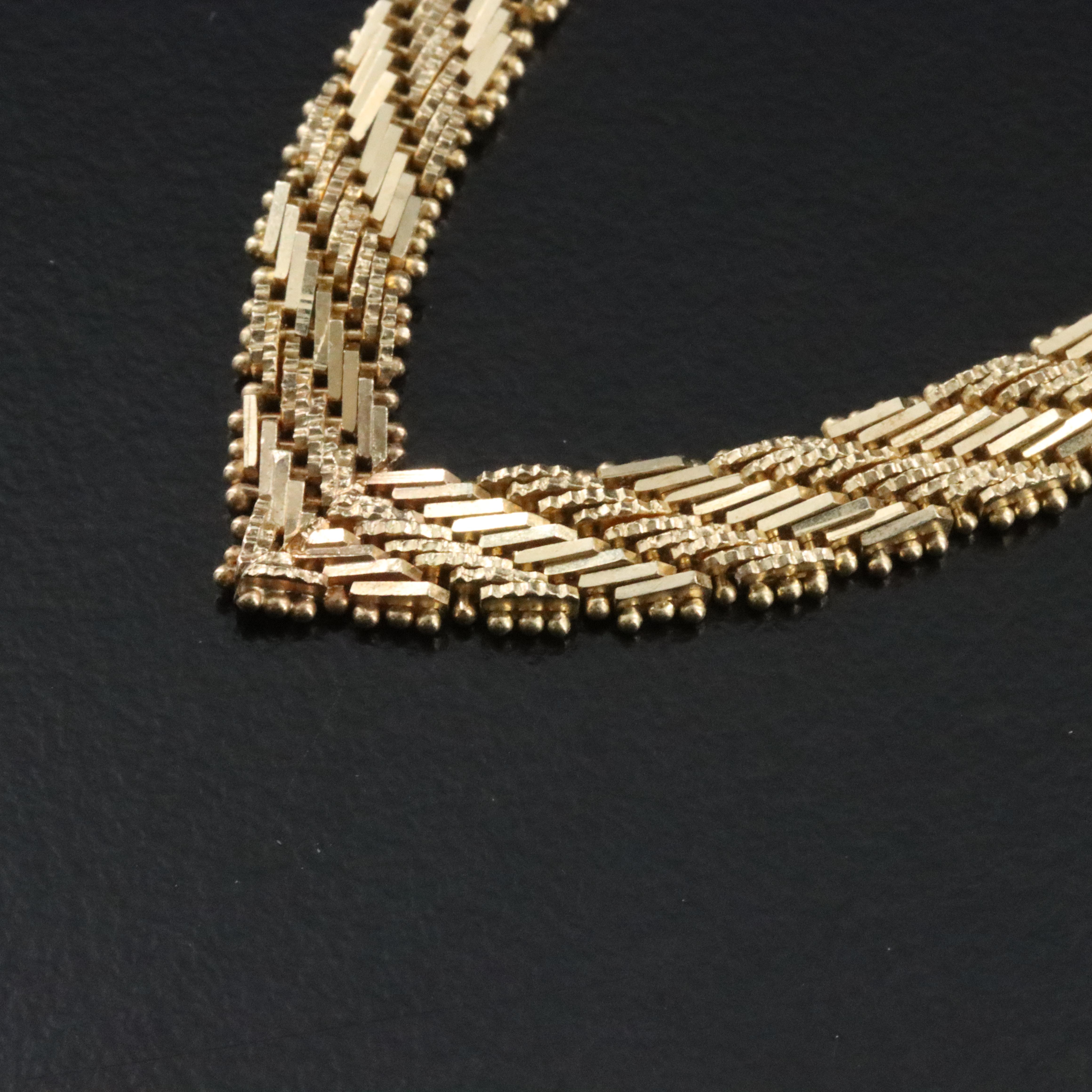 14K Riccio Chain Chevron Necklace