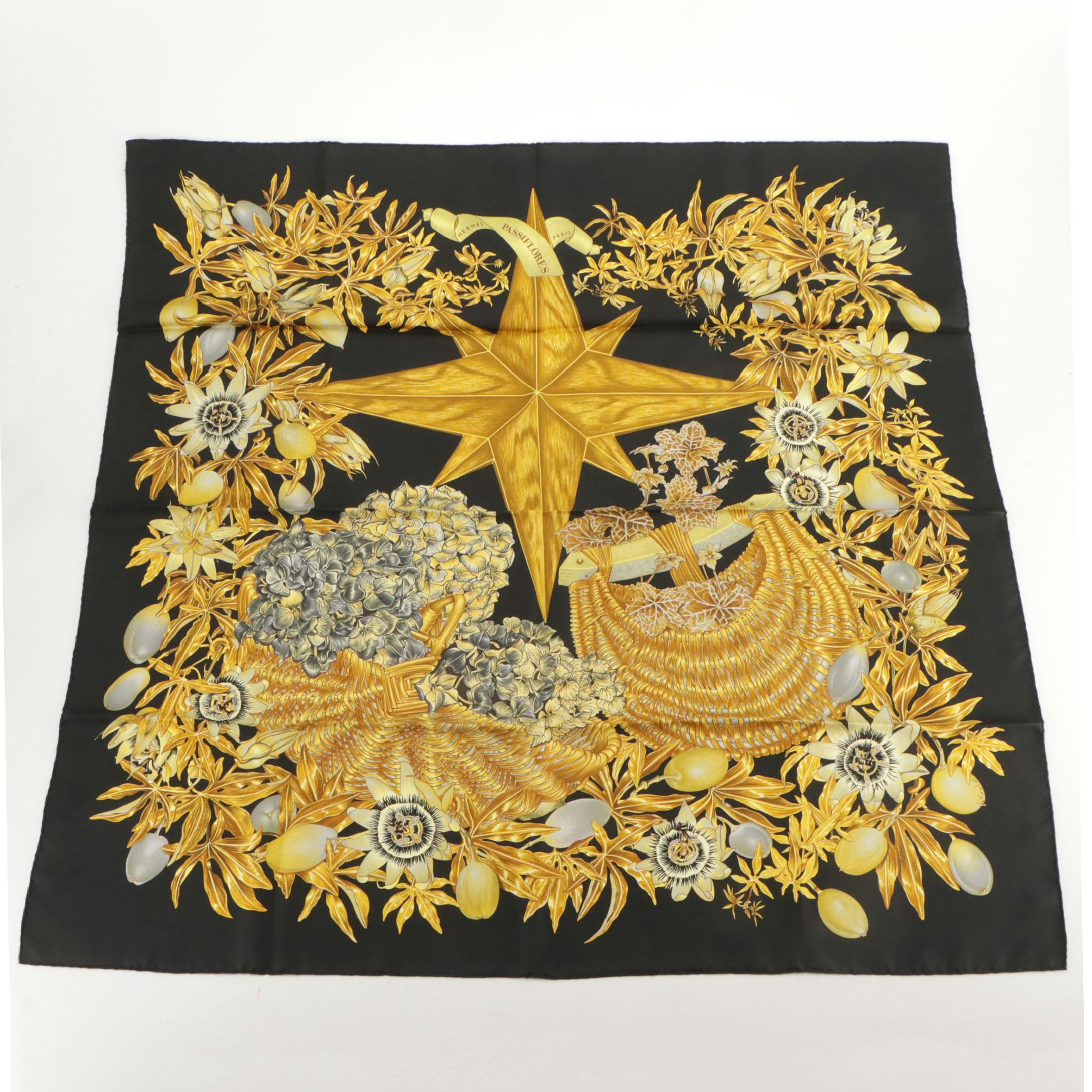 Hermès "Passiflores" Scarf 90 in Silk Twill with Box