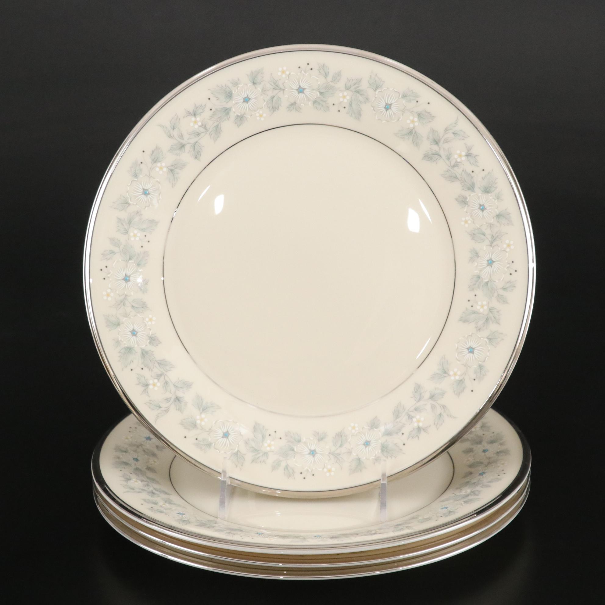 Lenox "Windsong" Bone China Five-Piece Dinner Service Set for Four
