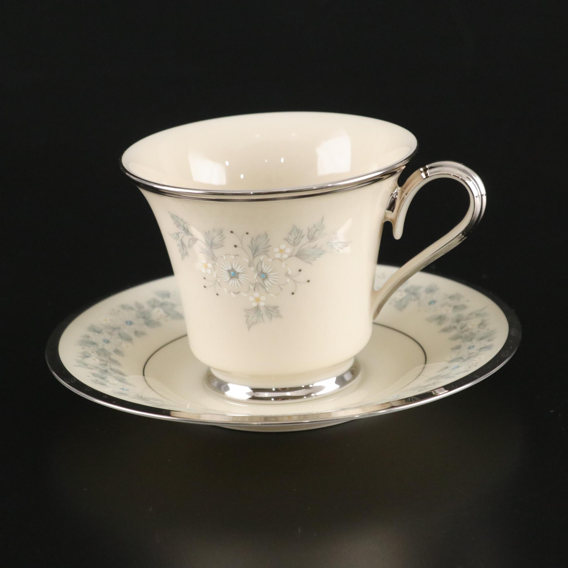 Lenox "Windsong" Bone China Five-Piece Dinner Service Set for Four