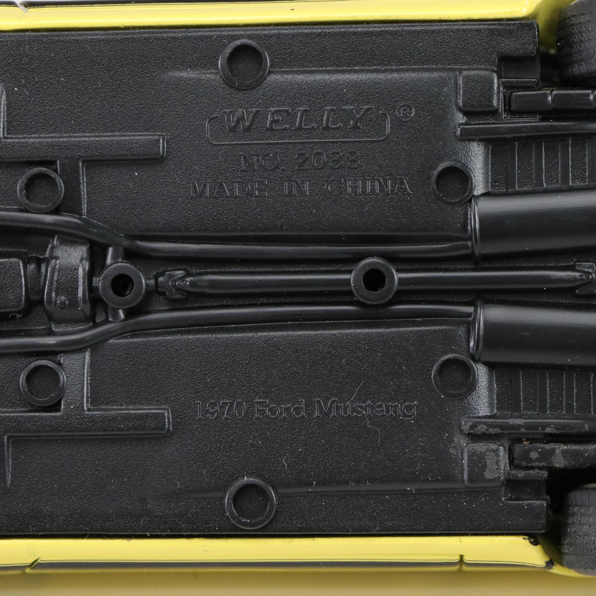 Ford Mustang 60s Models Featured in Collection of Diecast Model Cars