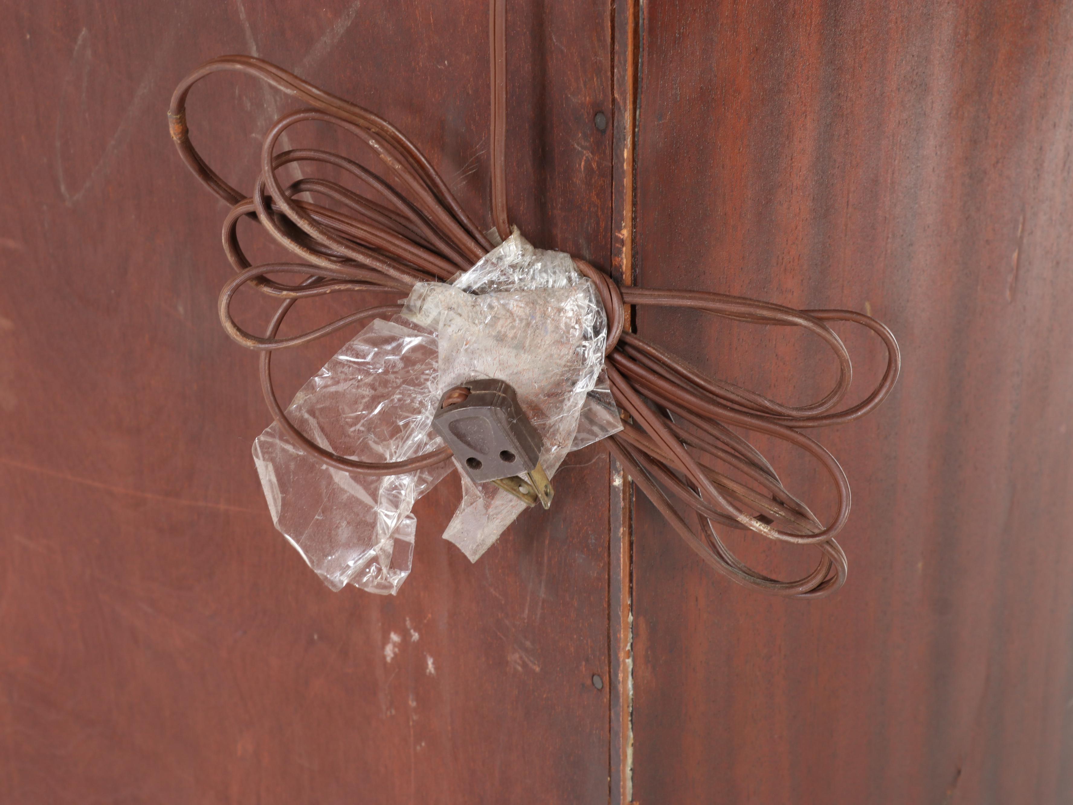Classical Revival Mahogany and Leaded Glass Bookcase, Early 20th Century