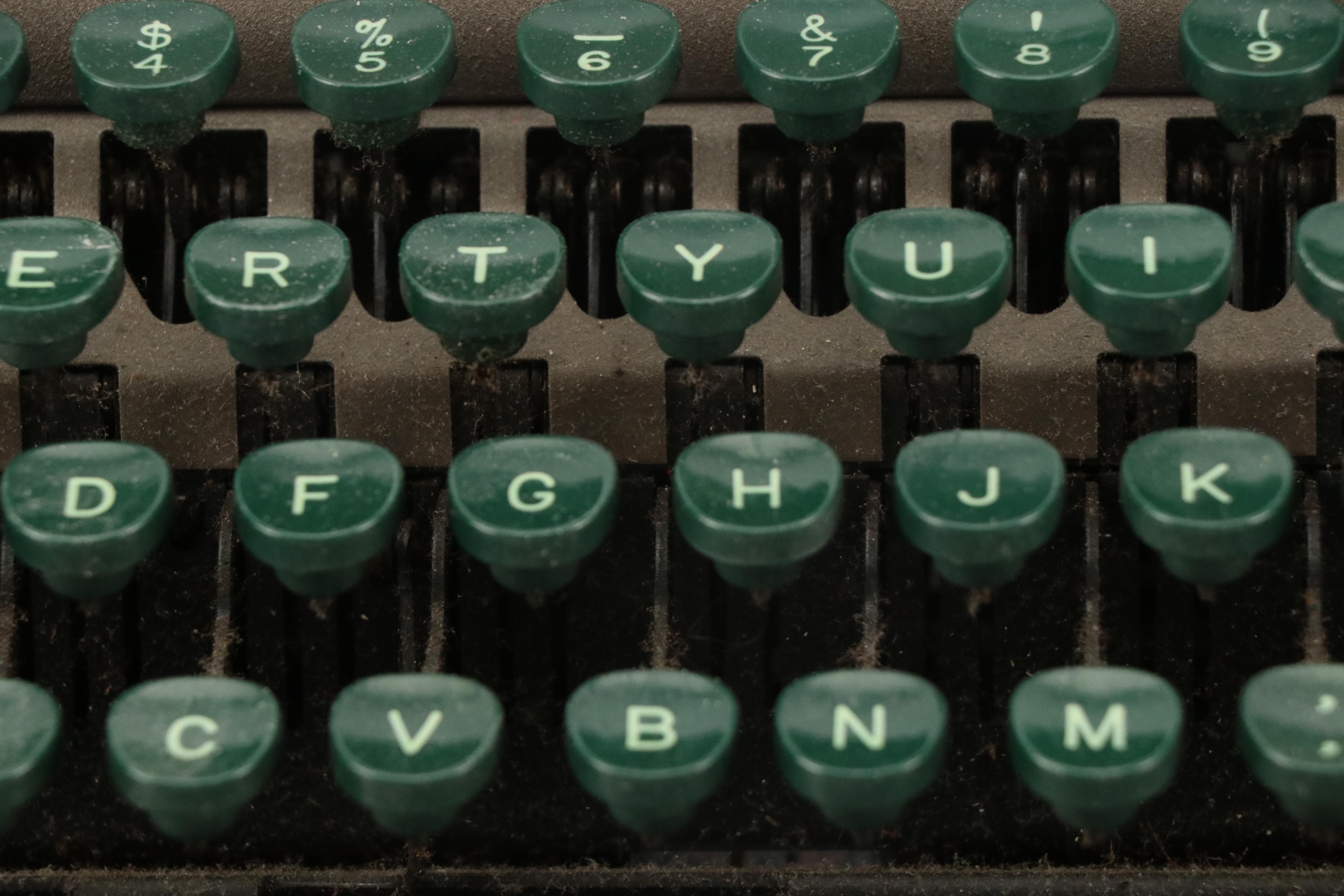 Smith-Corona Silent-Super Resin and Metal Typewriter, Mid-20th Century