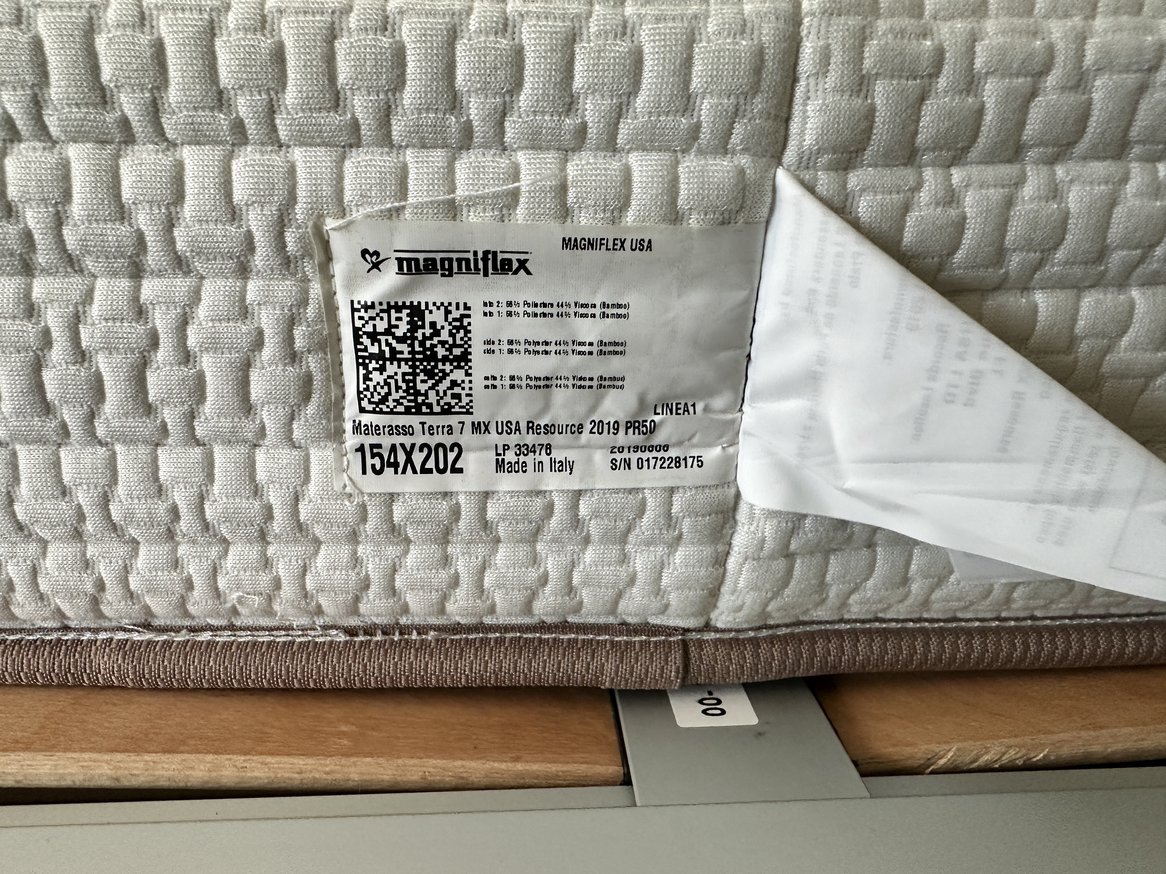 CLEI Italian Crafted "Nuovoliola" White Murphy Bed with Grey Fabric Loveseat