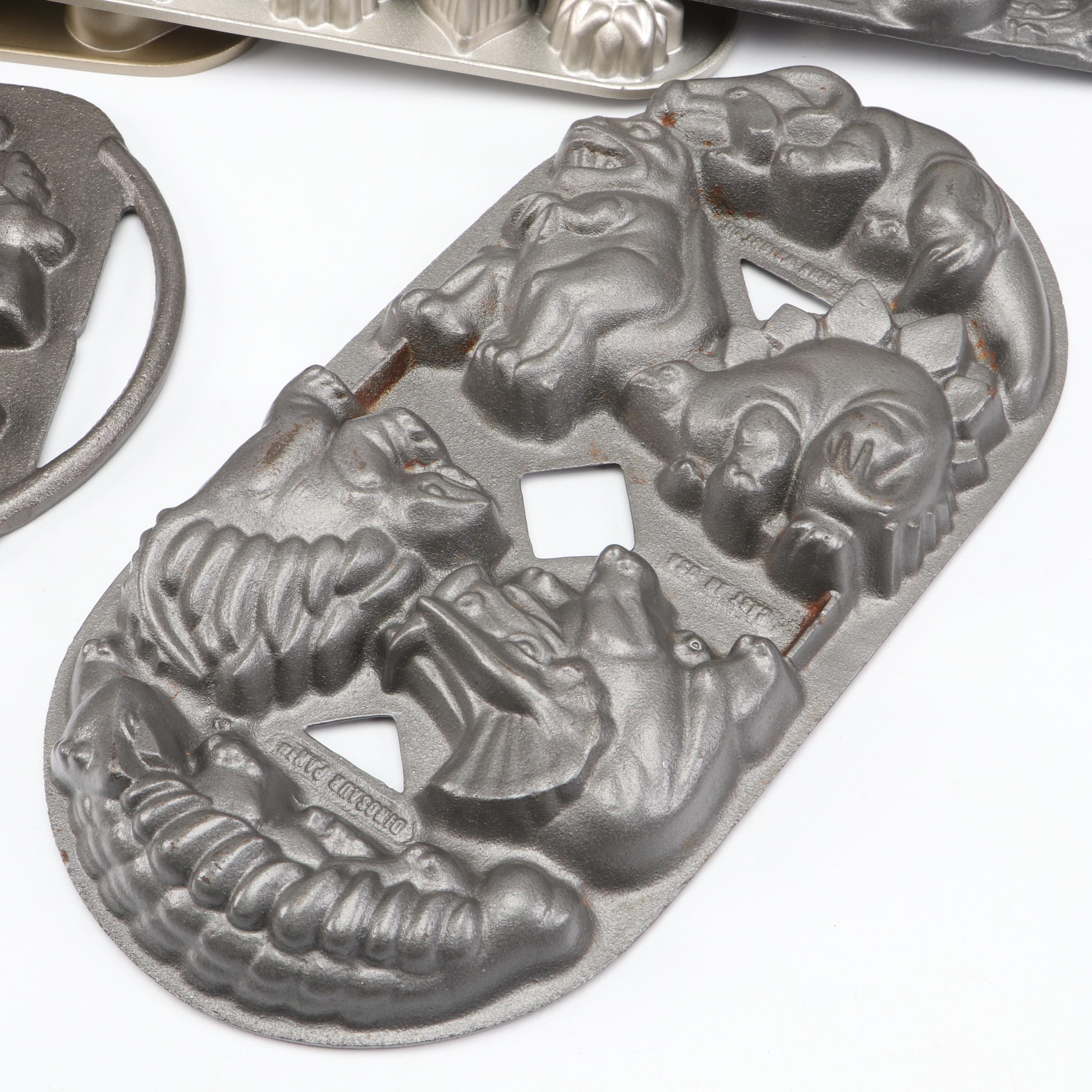 Star Wars Cookie Cutters with Williams Sonoma and More Molds
