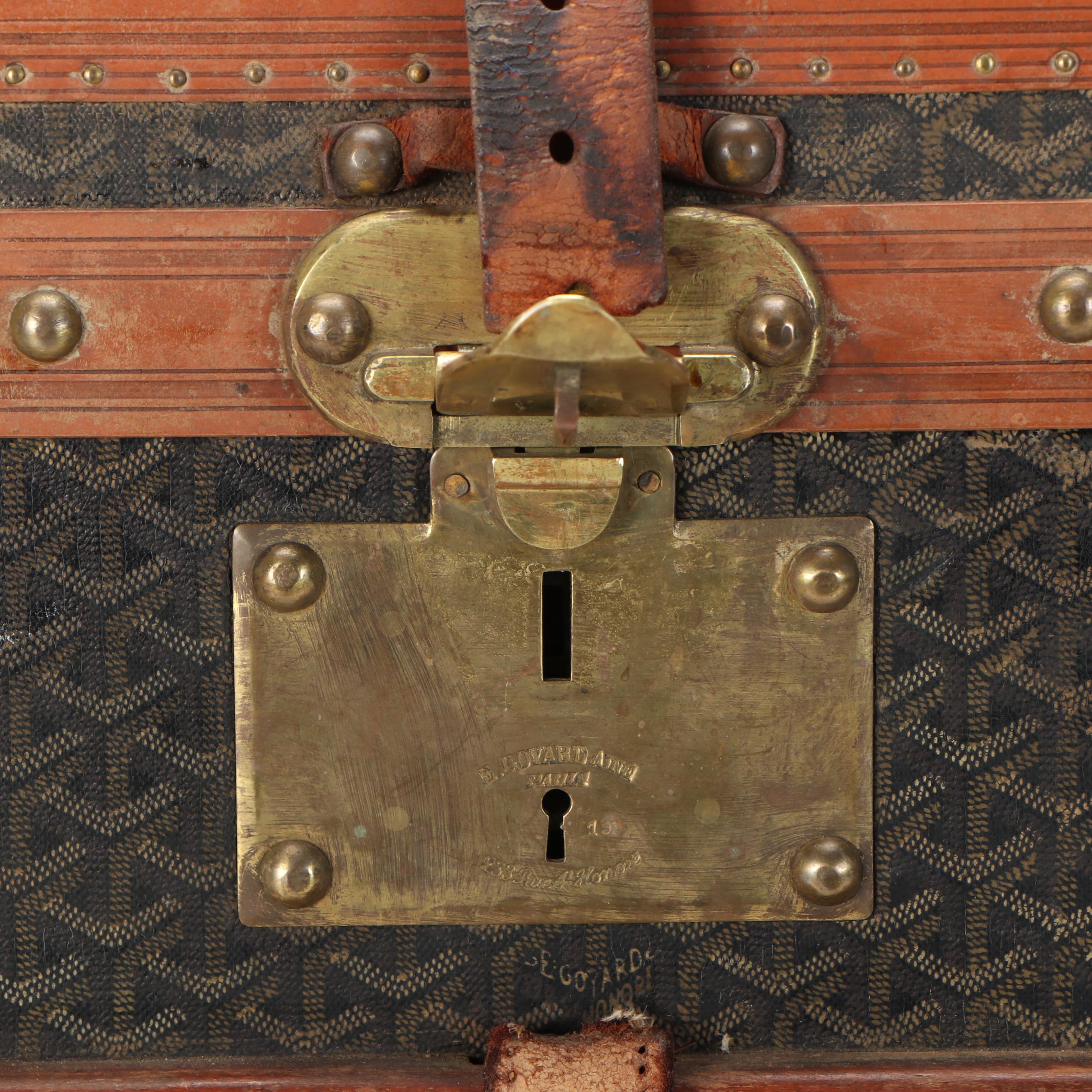 Antique Goyard Courier Style Trunk in Chevron Goyardine Canvas, Circa 1910