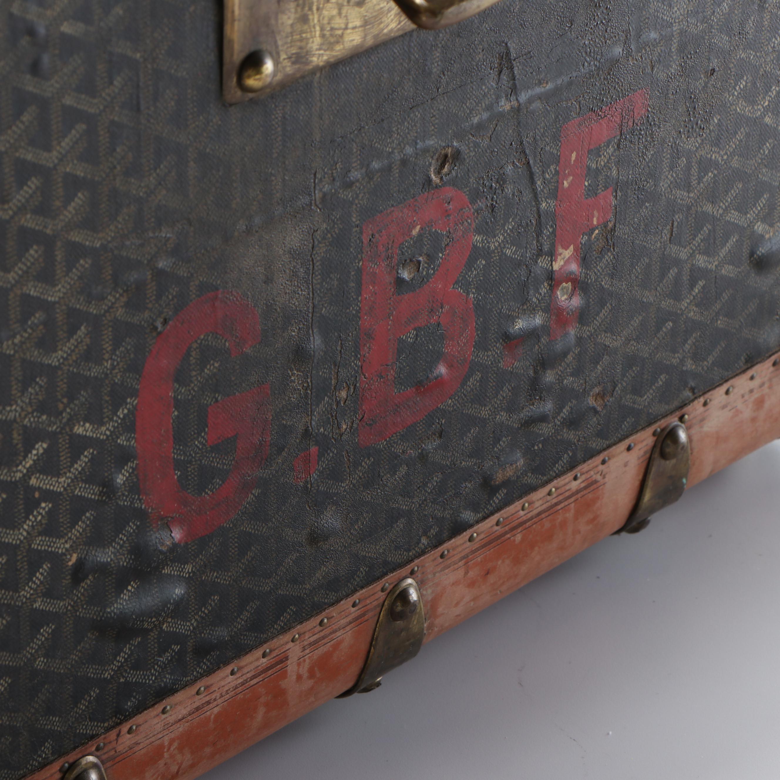 Antique Goyard Courier Style Trunk in Chevron Goyardine Canvas, Circa 1910
