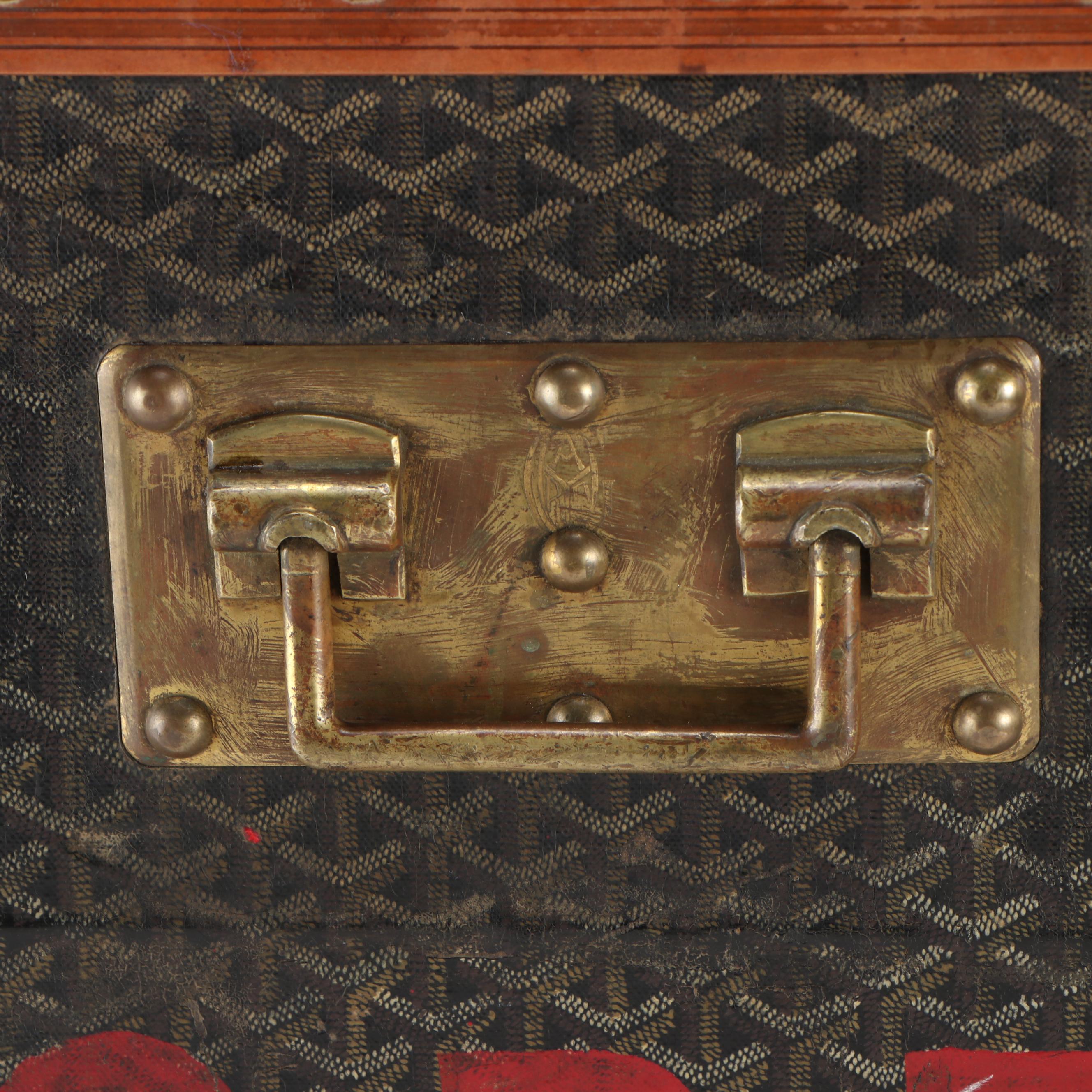 Antique Goyard Courier Style Trunk in Chevron Goyardine Canvas, Circa 1910