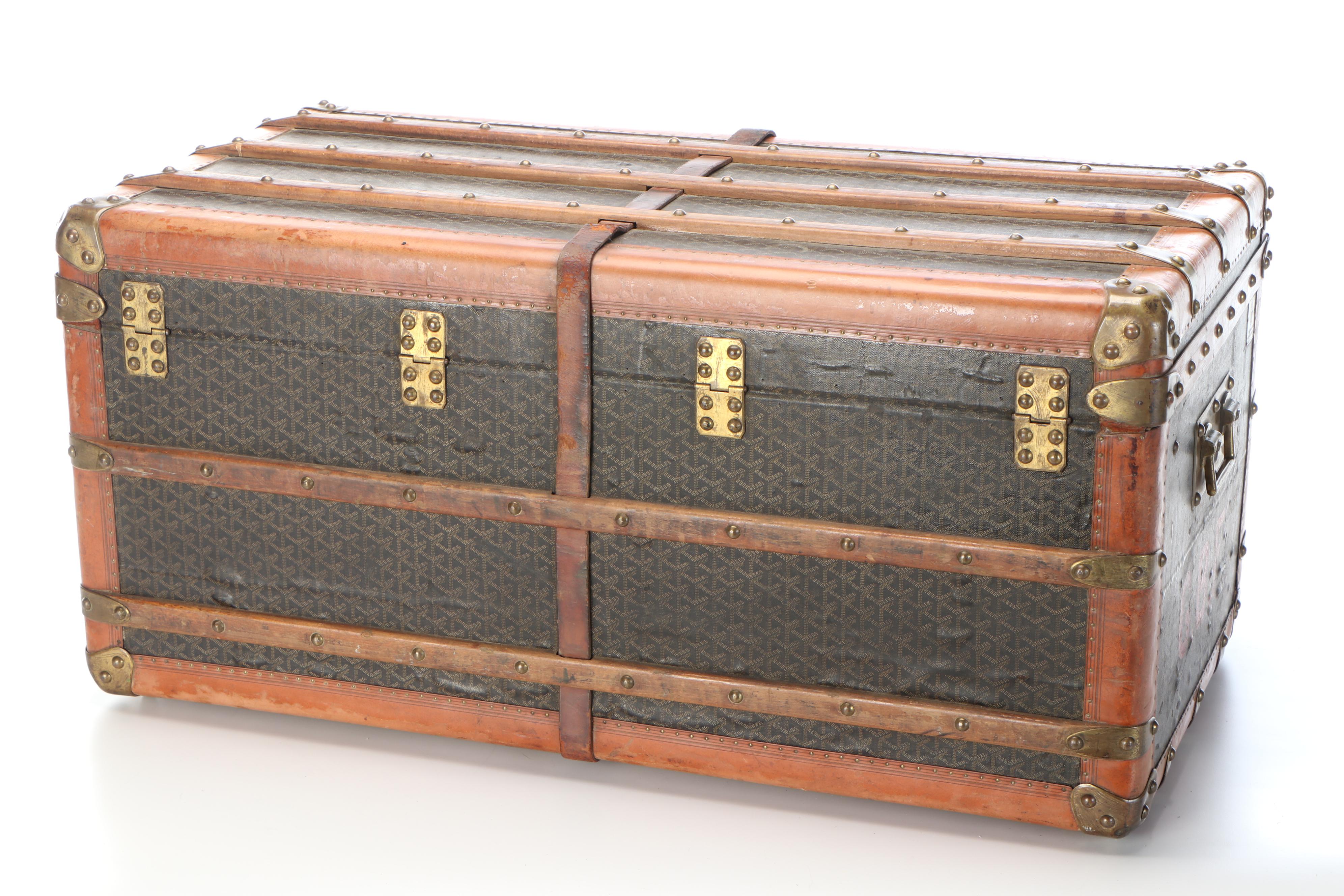 Antique Goyard Courier Style Trunk in Chevron Goyardine Canvas, Circa 1910