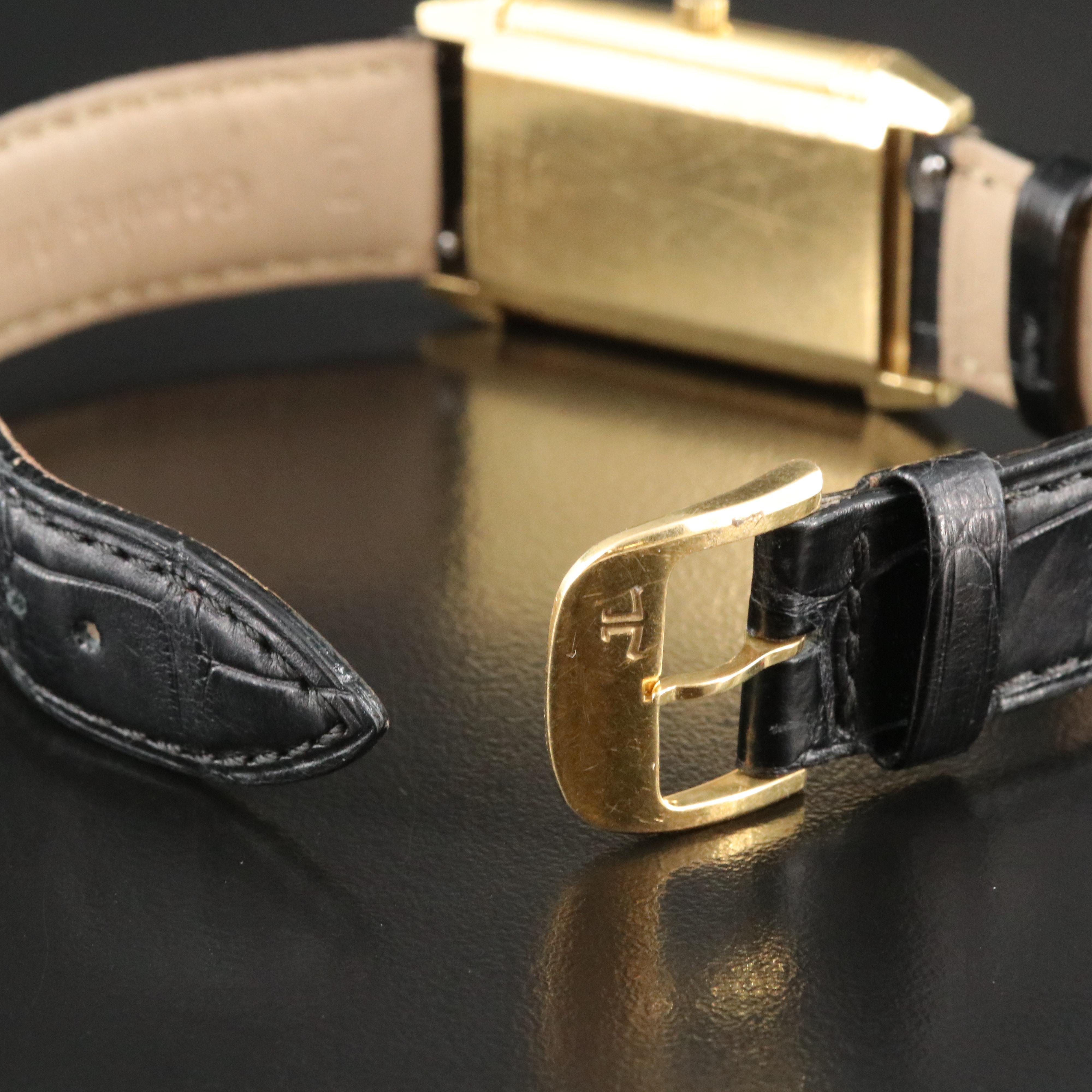 Jaeger-LeCoultre Reverso Classique 250.1.08 18K Gold Quartz Watch