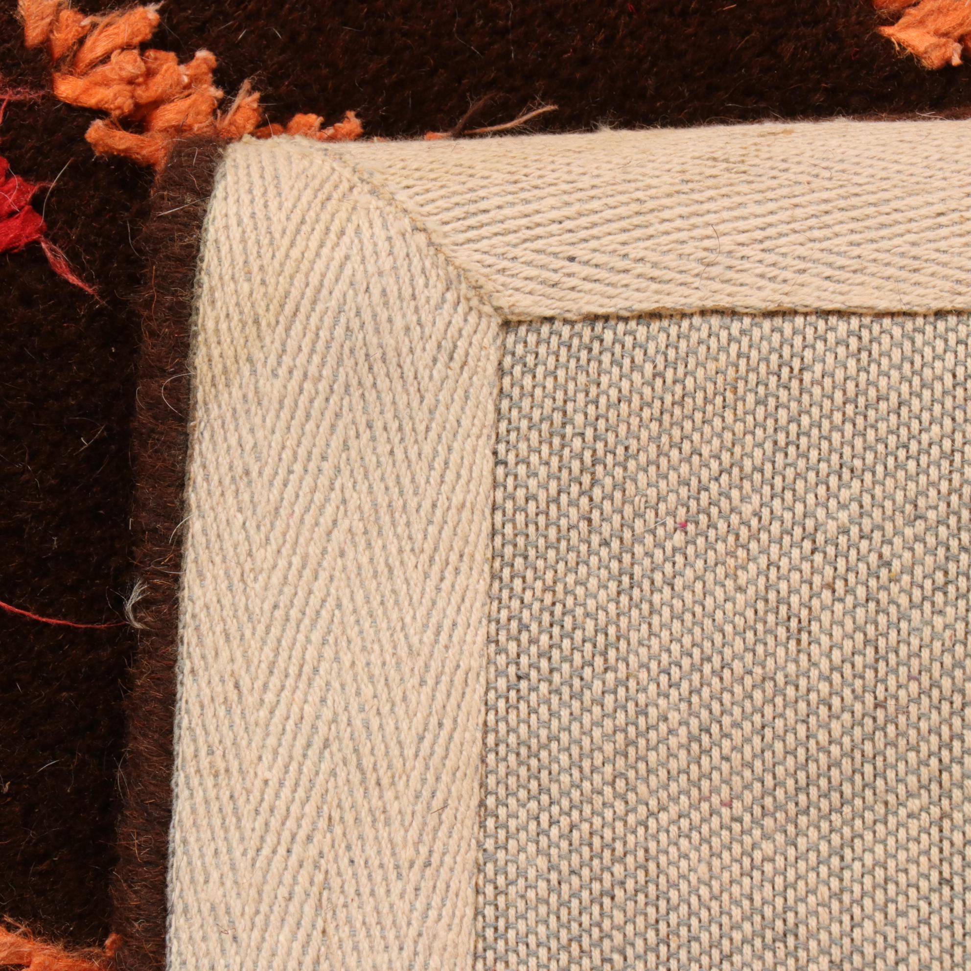 7'6 x 9'6 Hand-Tufted Safavieh "Soho" Area Rug