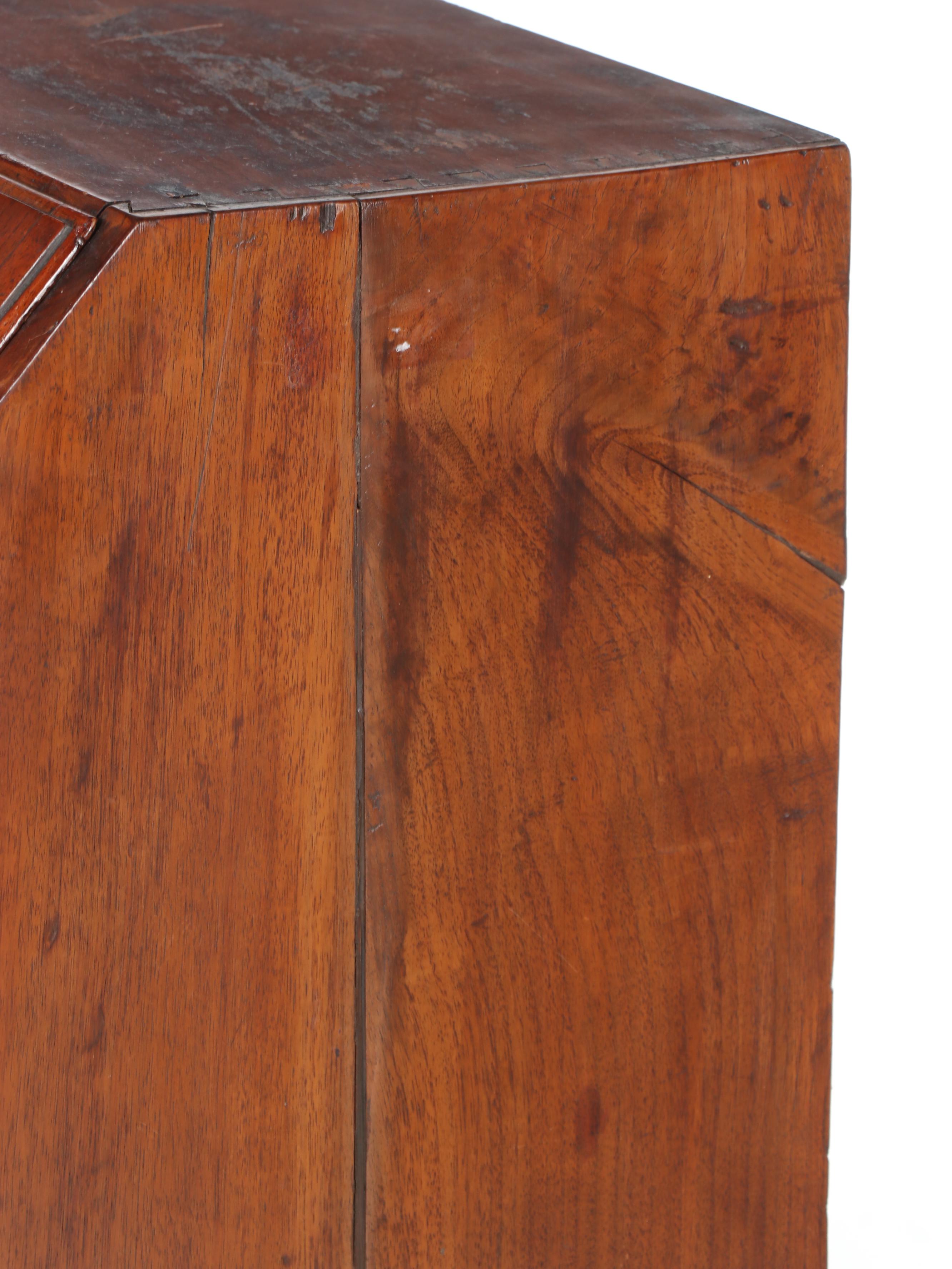 Federal Walnut Slant-Front Desk, Late 18th/Early 19th Century