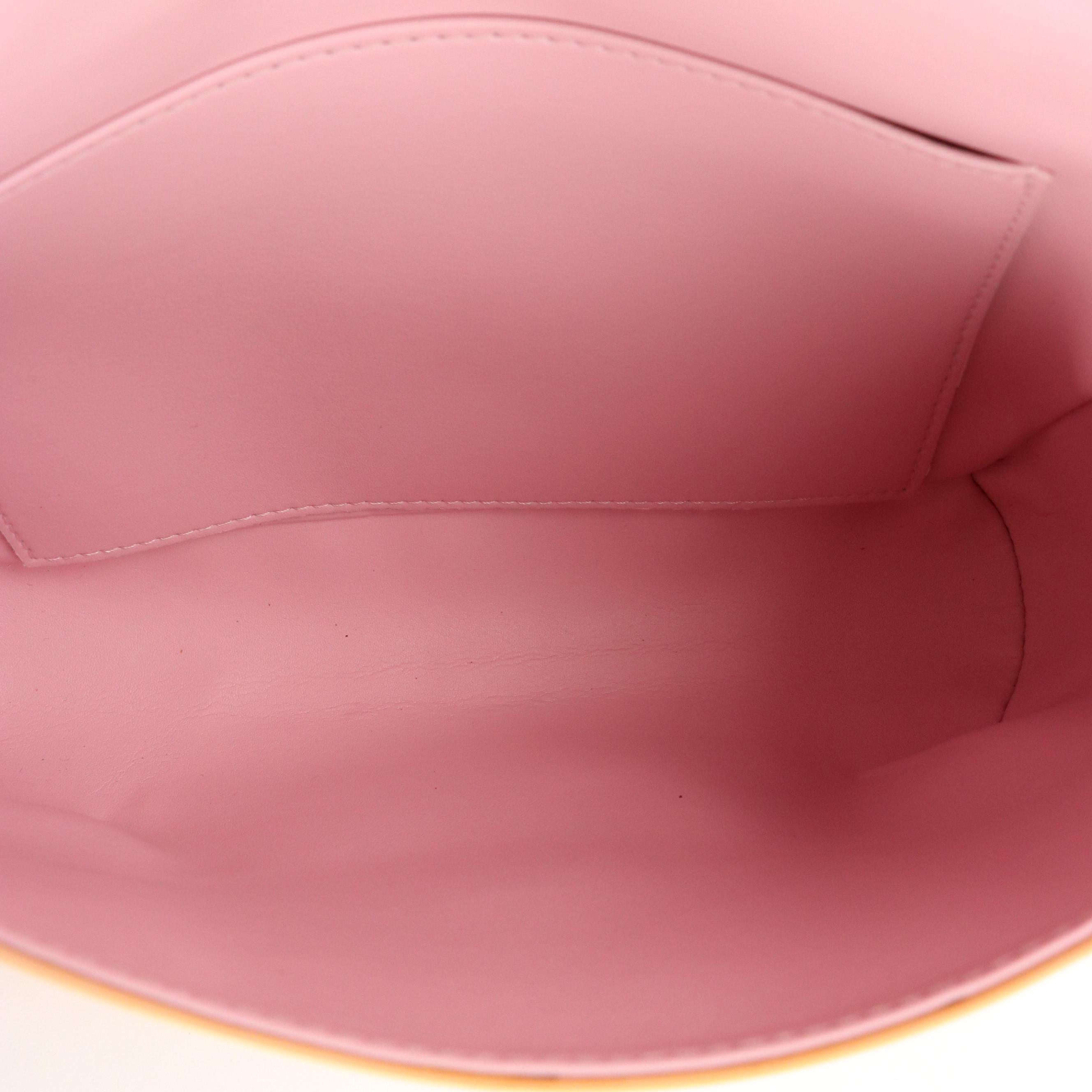 Louis Vuitton Thompson Street Shoulder Bag in Monogram Vernis