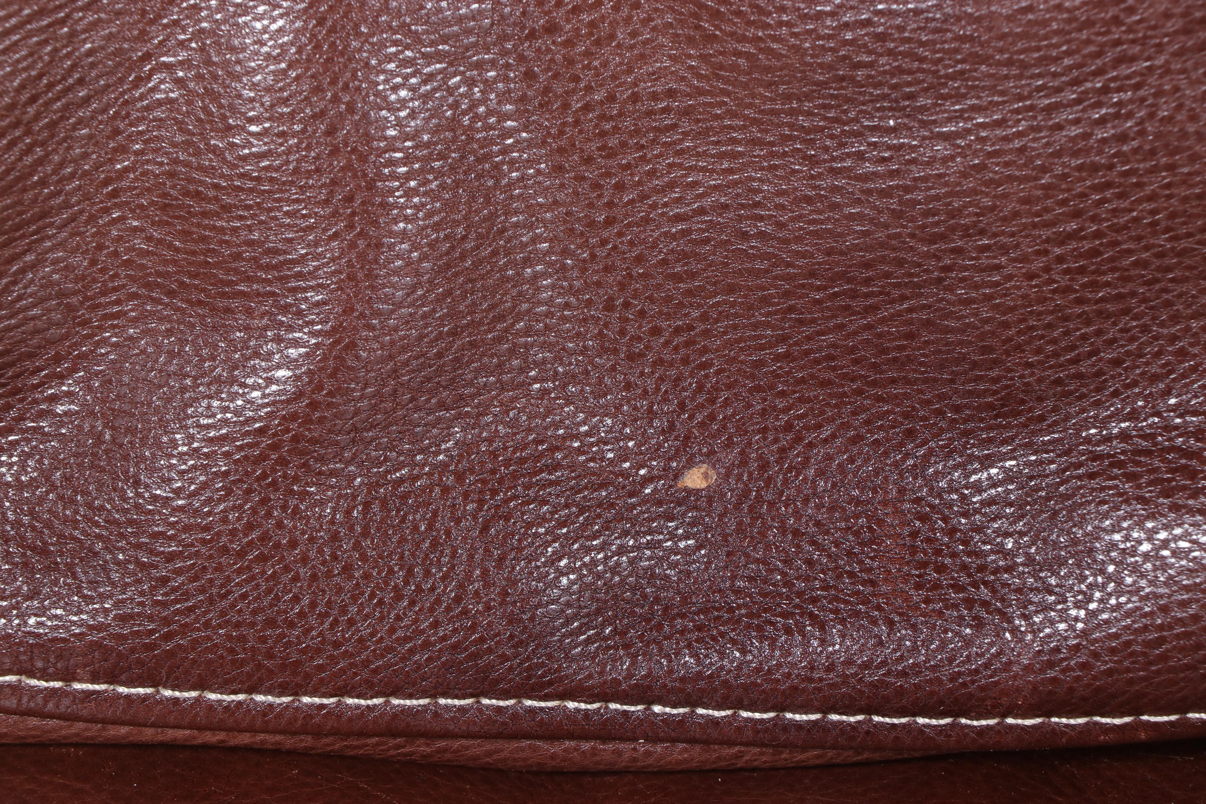 Three-Piece Sofa Express Leather Sectional Sofa