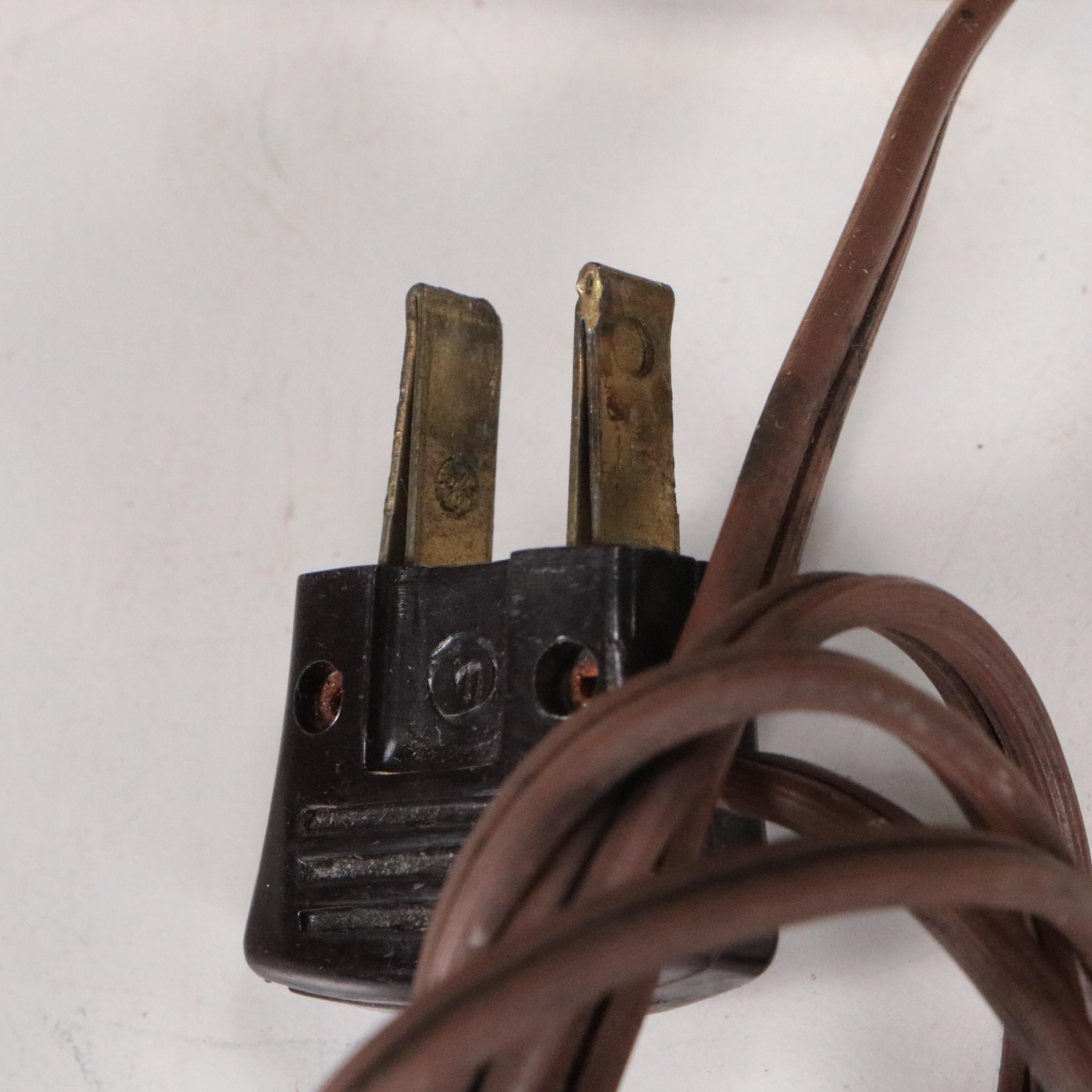 Schlitz Beer Woman Holding Globe Advertising Statue Lamp, 1976