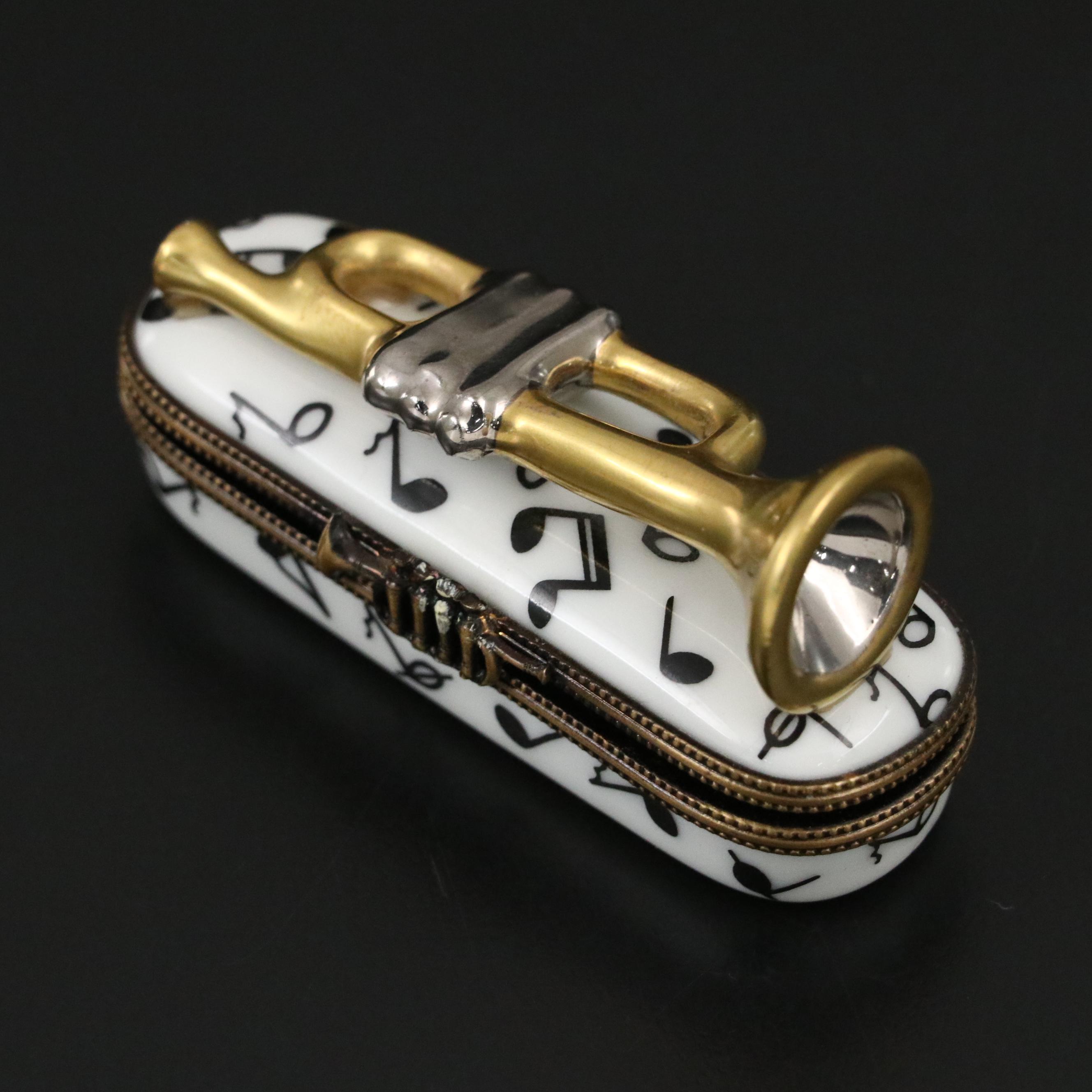 Limoges Eximious Trumpet Porcelain Hinged Box, c. 1990
