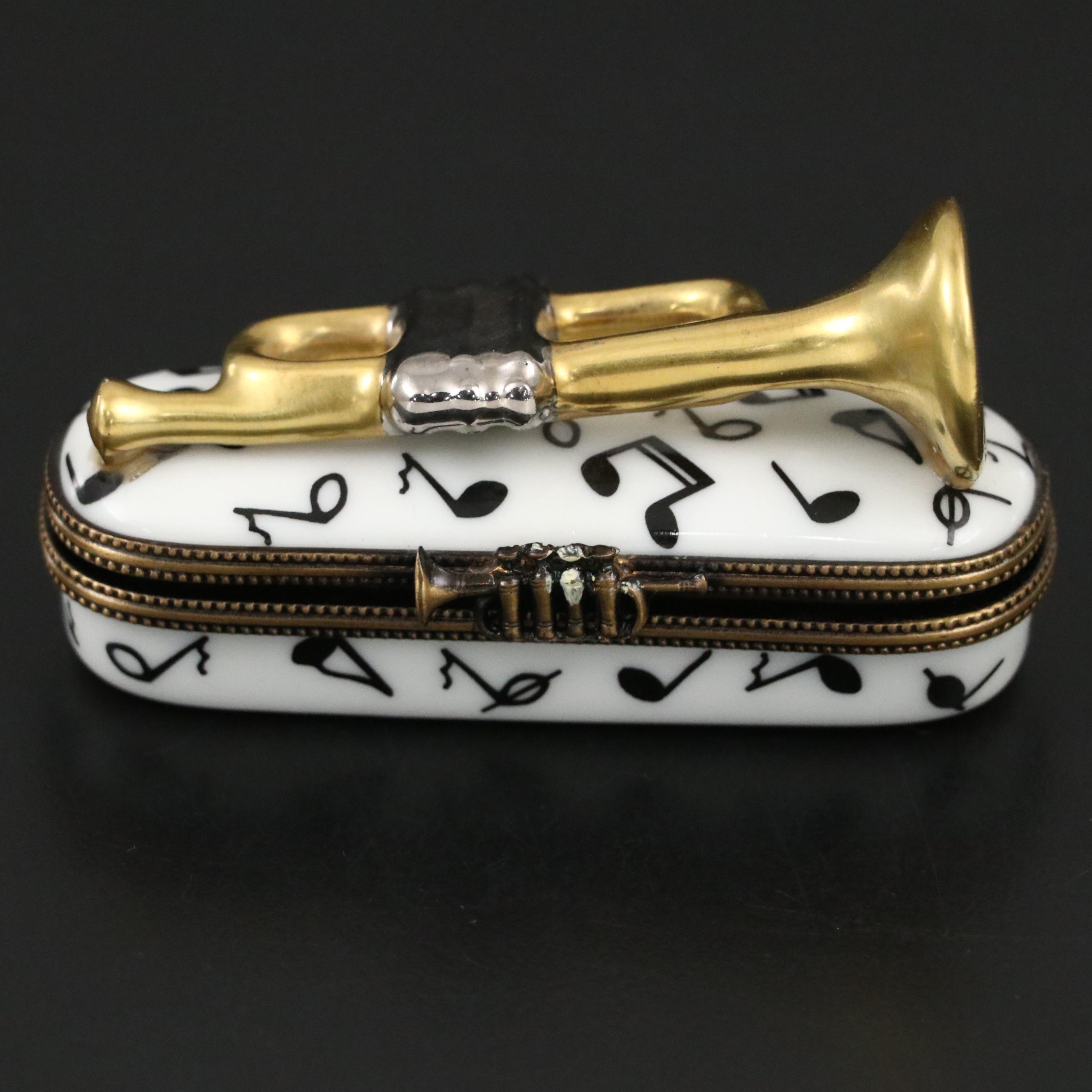 Limoges Eximious Trumpet Porcelain Hinged Box, c. 1990