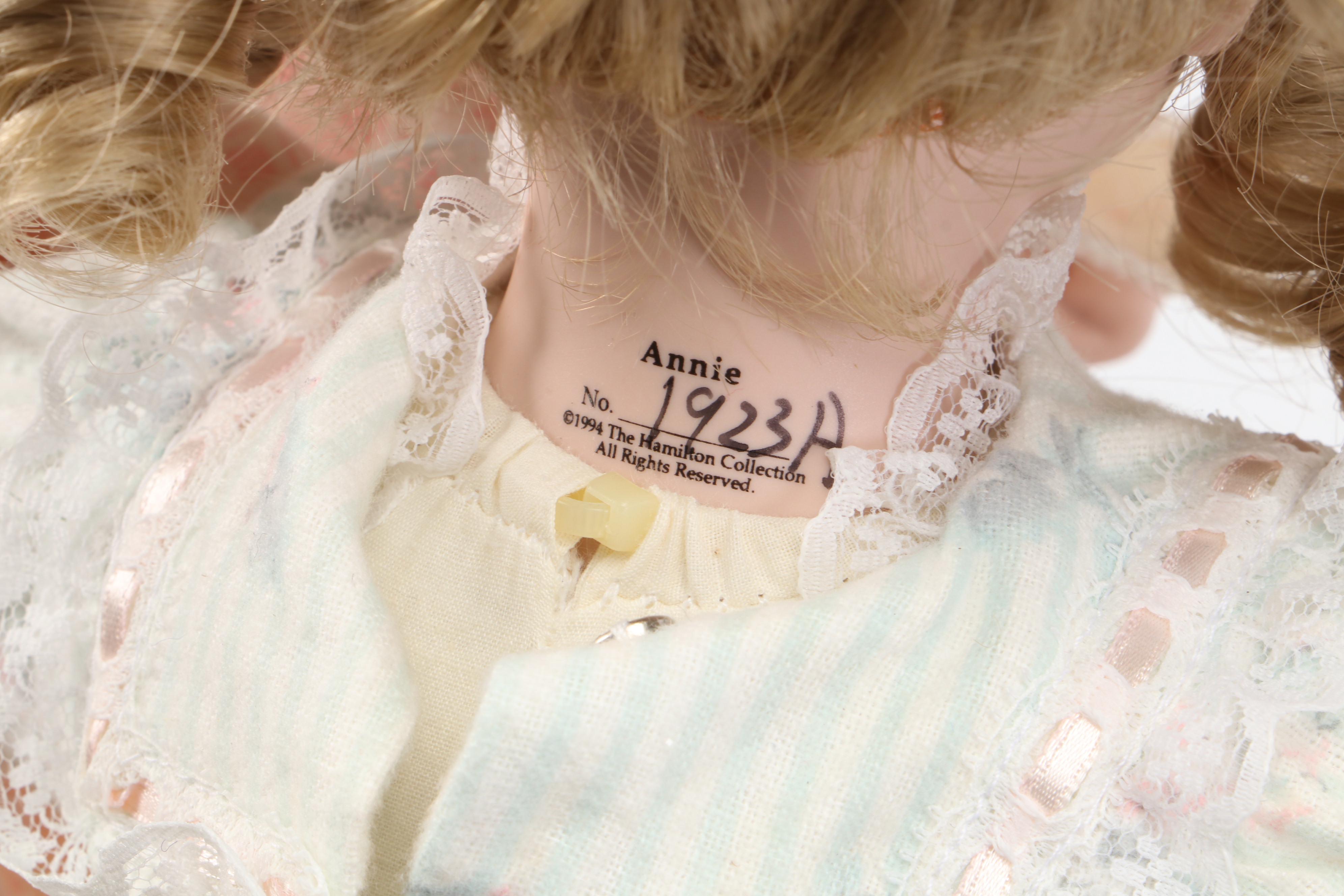 The Ashton Drake Snow Babies Follow the Leader and Other Dolls, 1990s