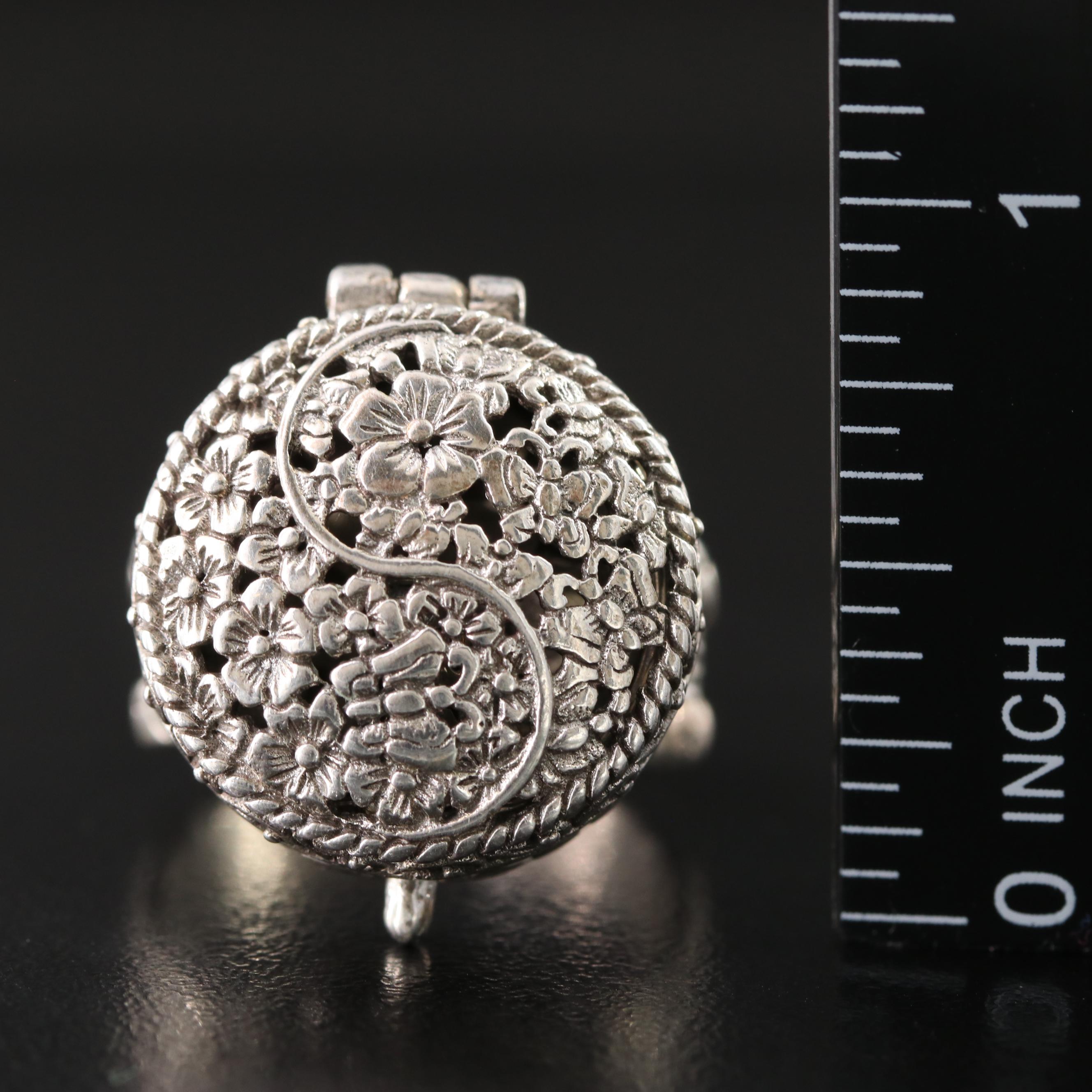 SARDA Sterling Yin-Yang Locket Ring