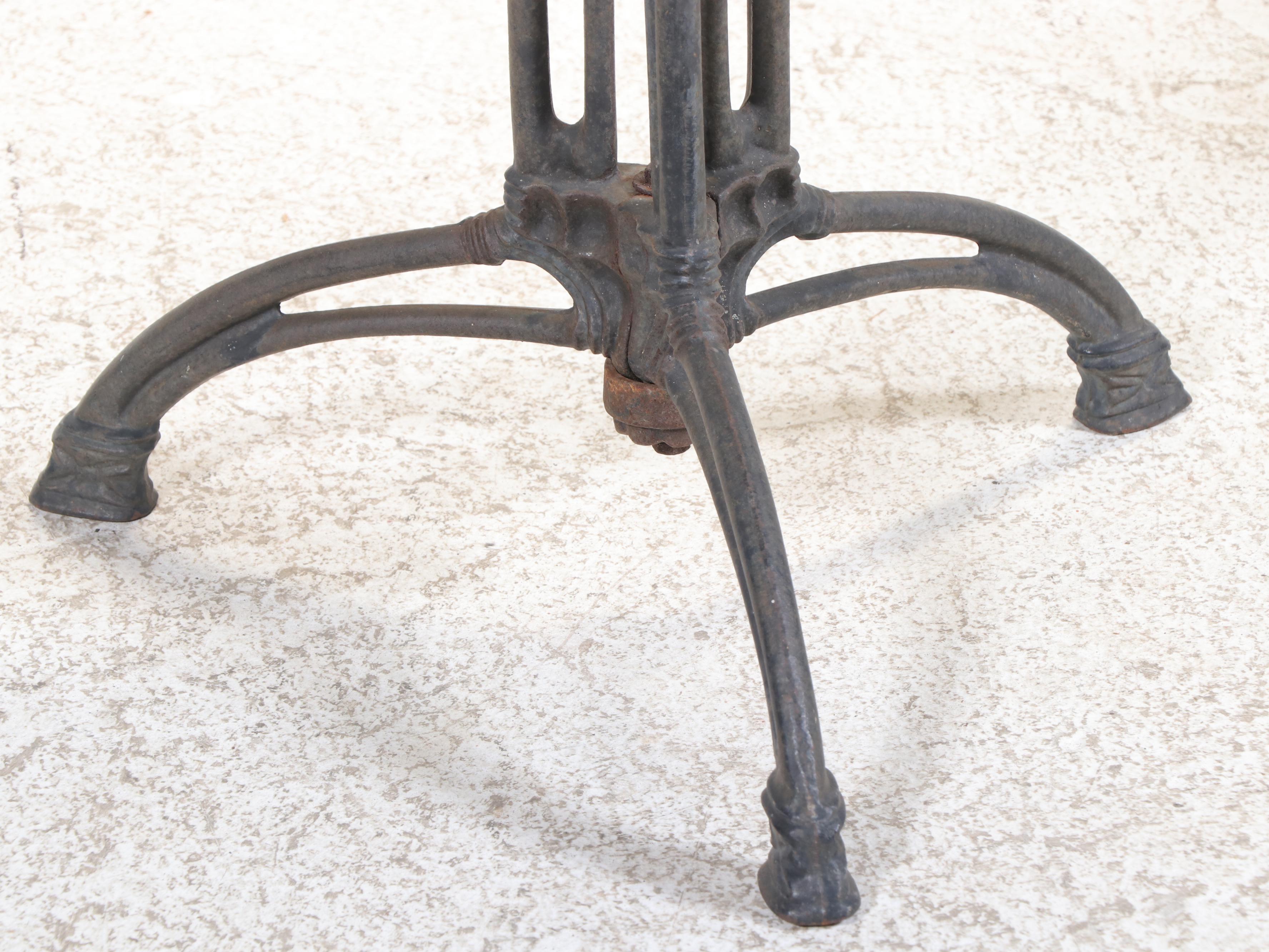 Art Nouveau Style Bistro Table with Chairs