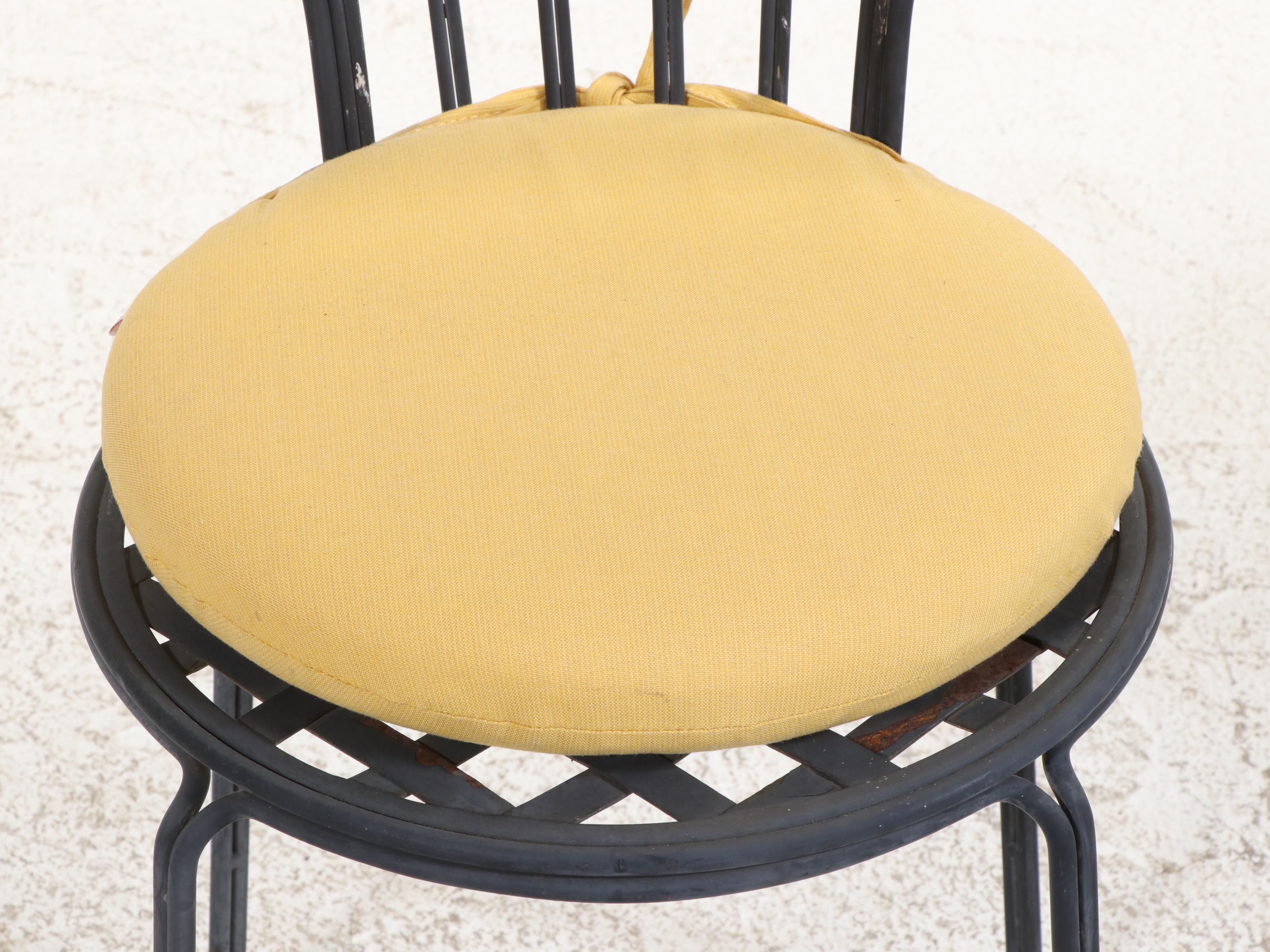 Art Nouveau Style Bistro Table with Chairs