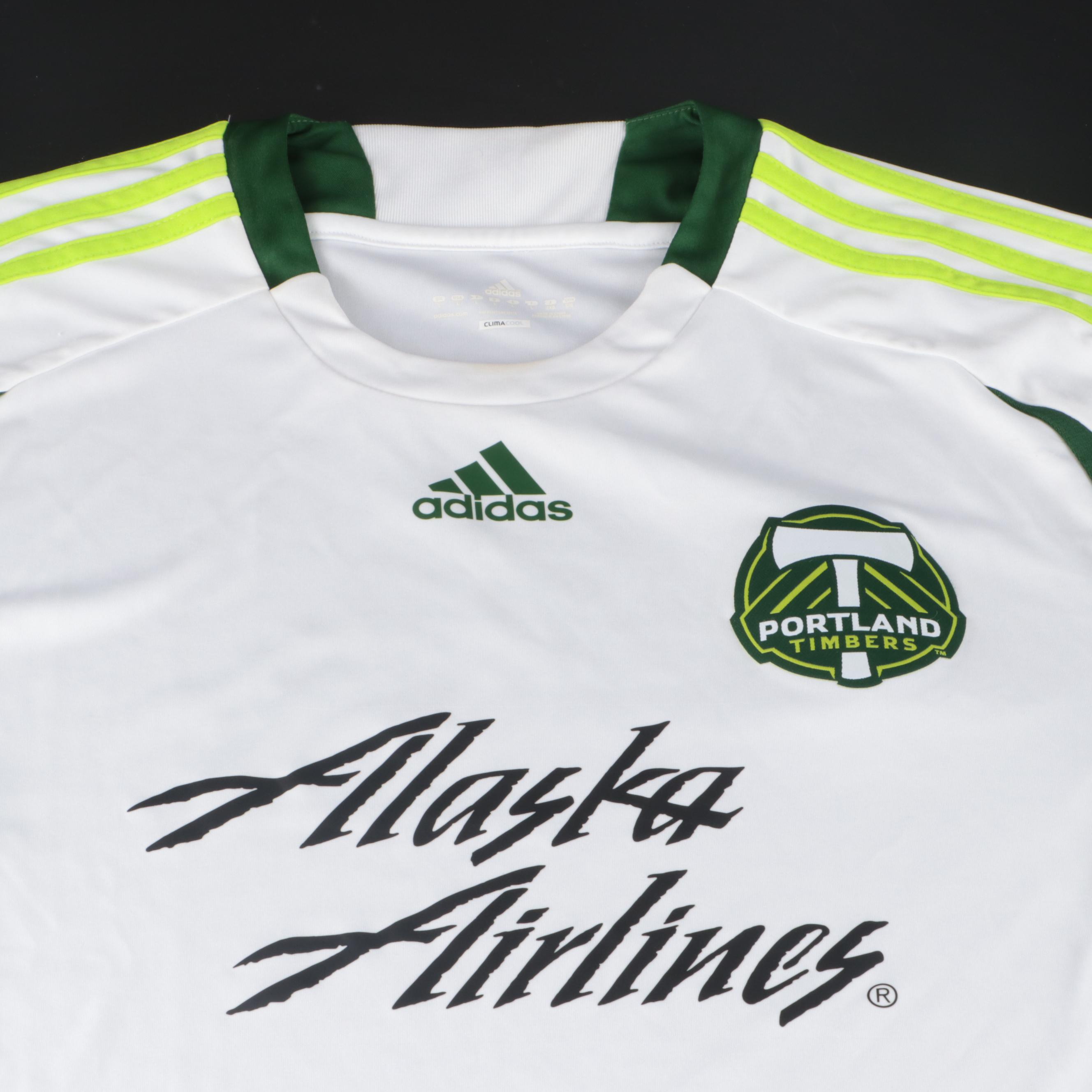 David Beckham LA Galaxy Soccer Jersey with Ron Oester Bobblehead and More