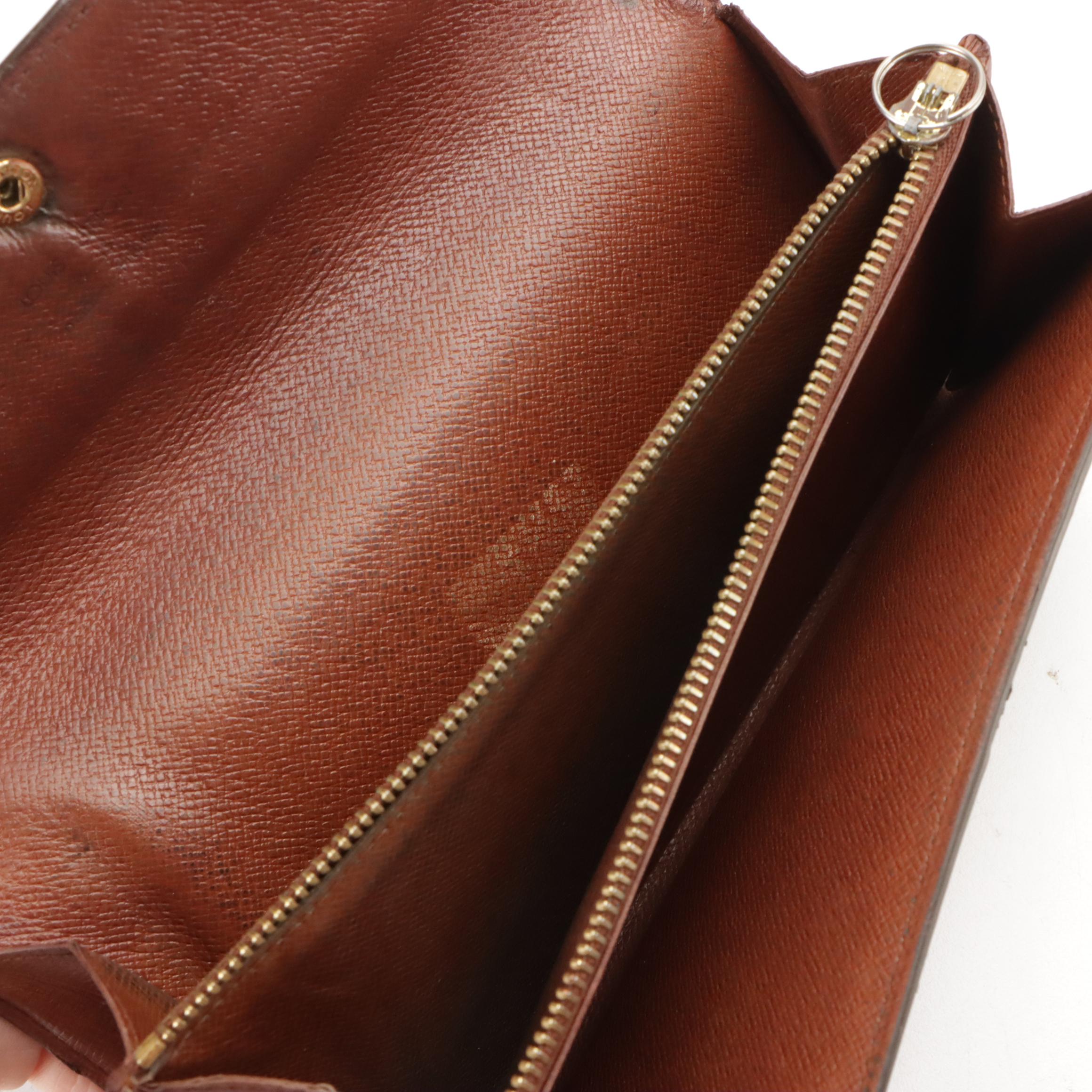 Louis Vuitton Sarah Wallet in Monogram Canvas