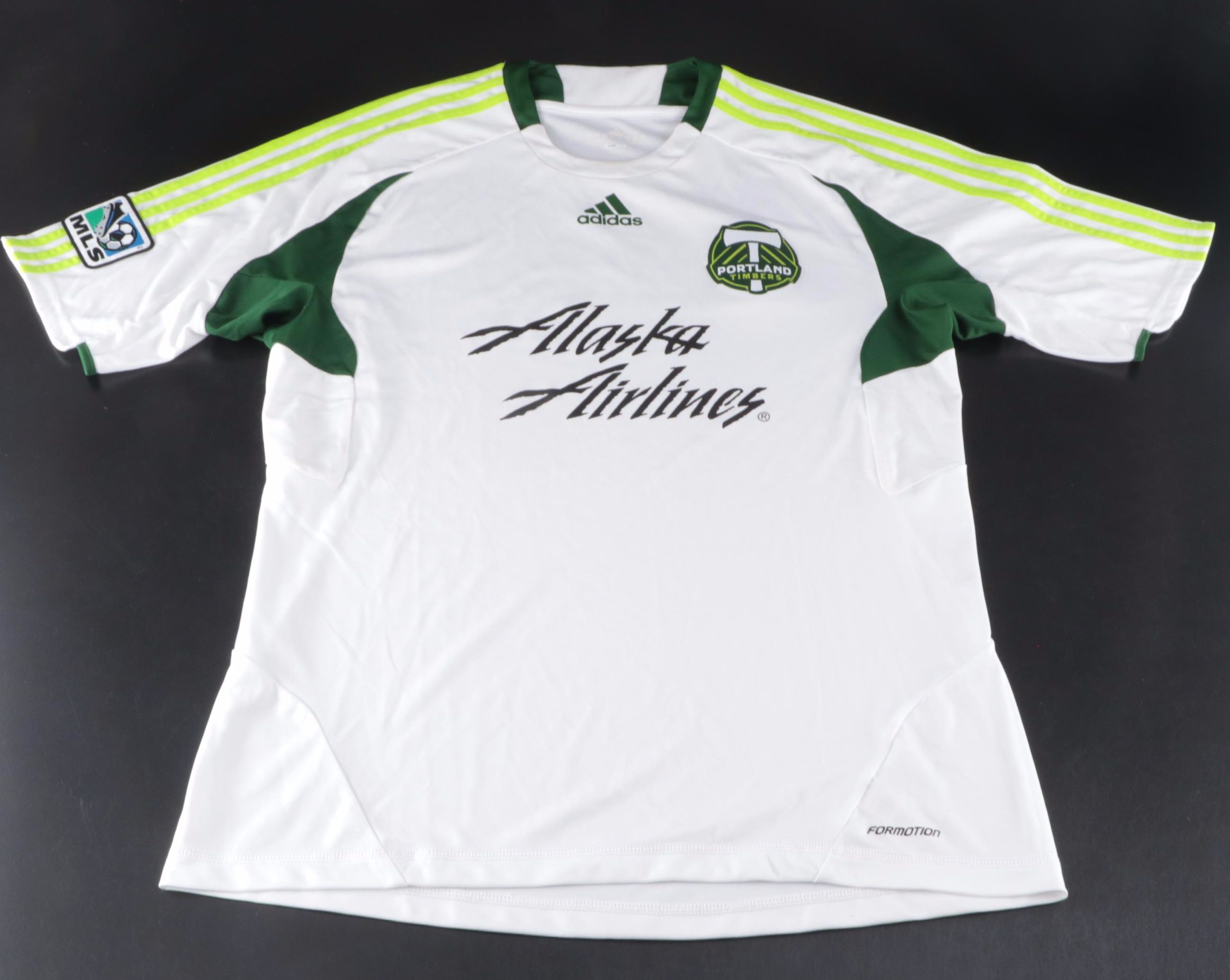 David Beckham LA Galaxy Soccer Jersey with Ron Oester Bobblehead and More