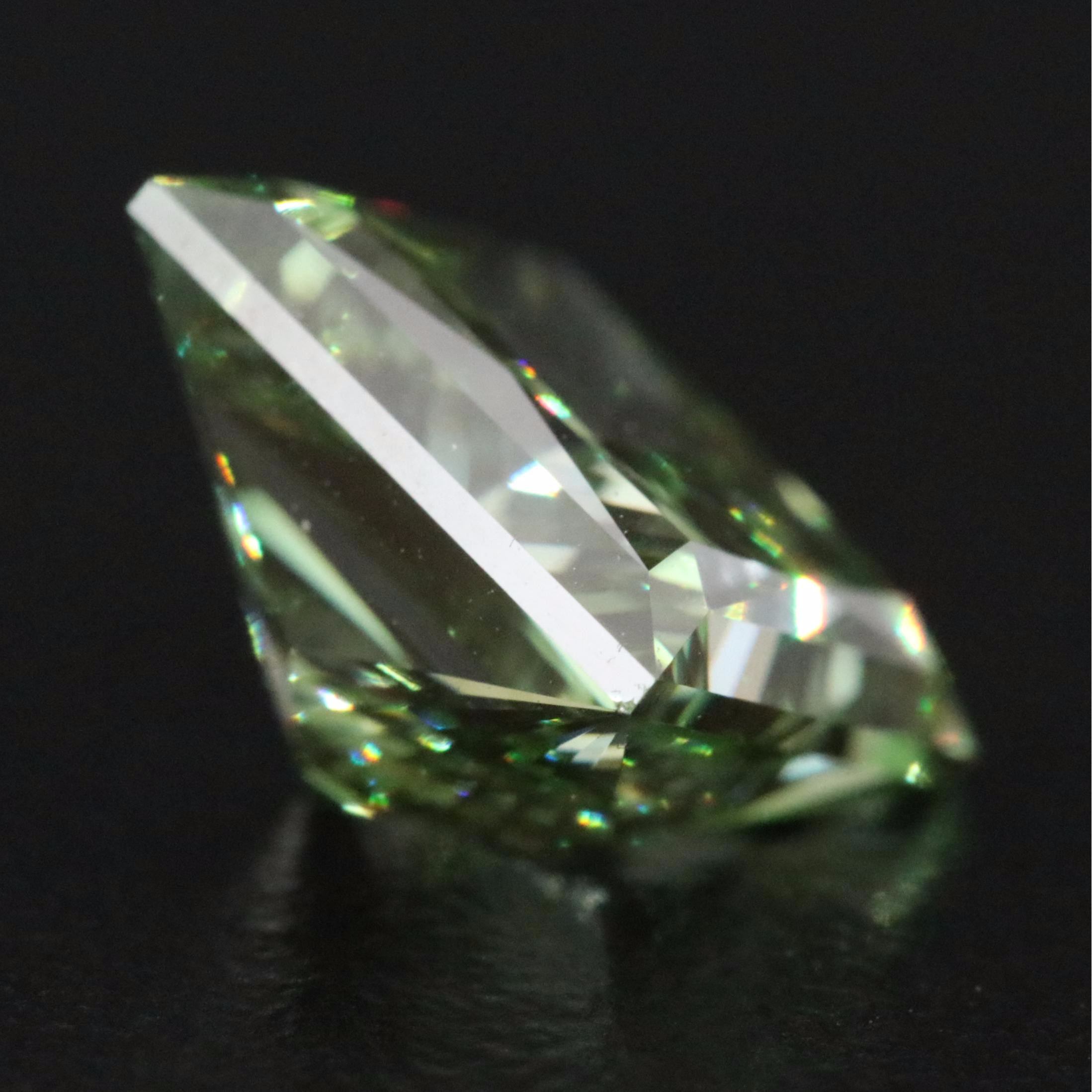 Loose 3.86 CT Lab Grown Fancy Green Diamond